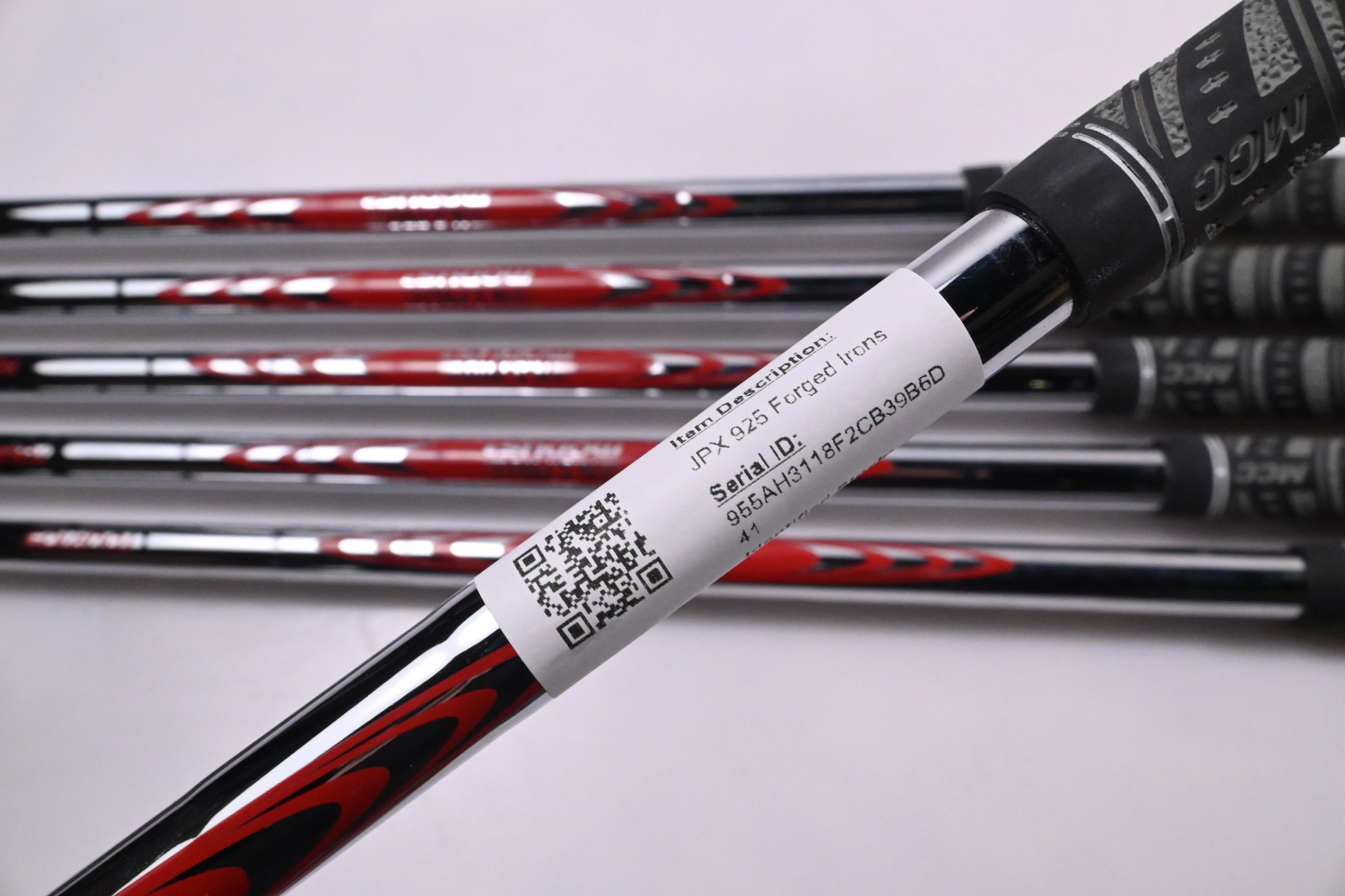 Mizuno JPX 925 Forged Irons / 5-PW / Stiff Flex N.S.Pro Modus³ Tour 105 Shafts