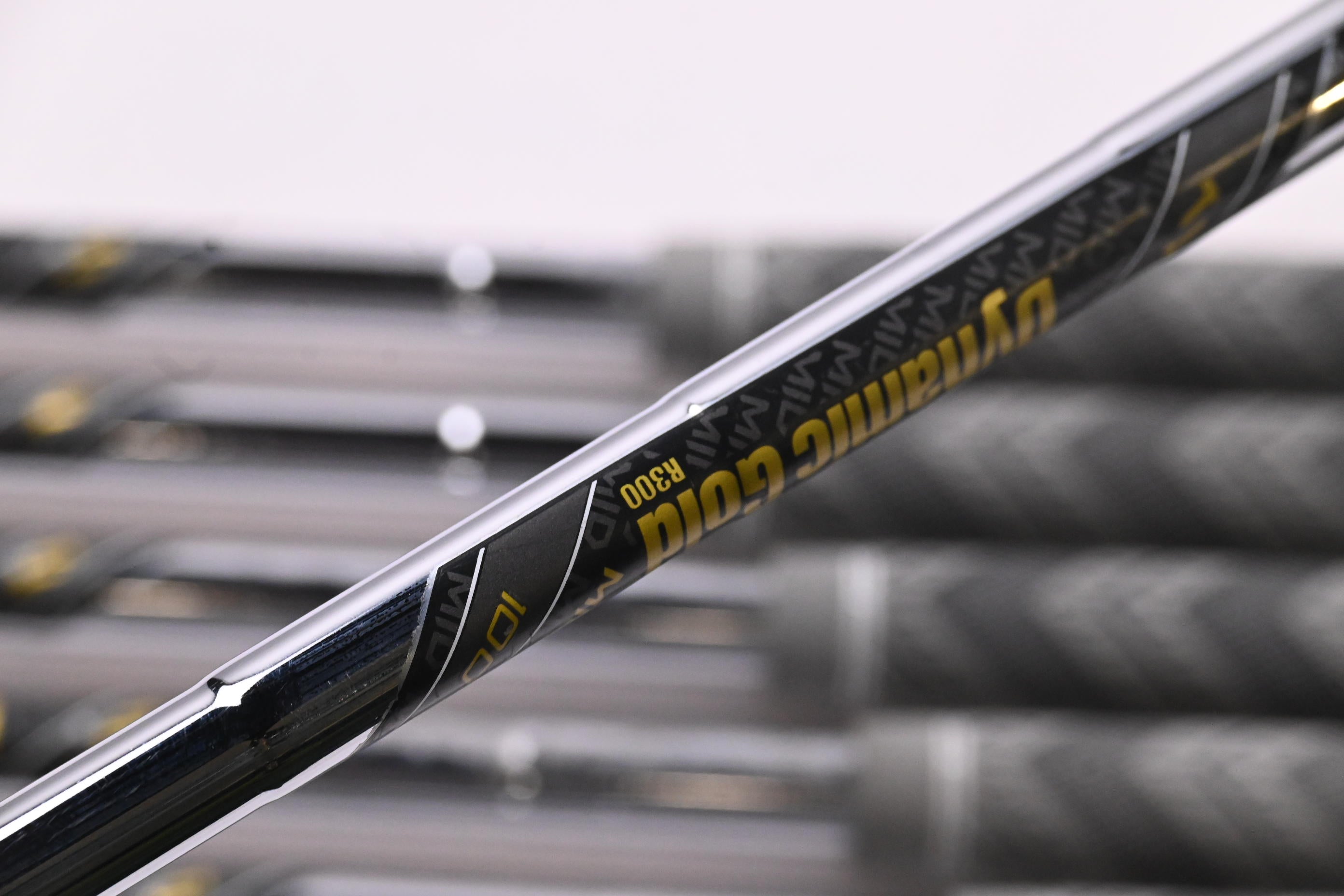 Ping i530 Irons / 5-PW+GW / Orange Dot / Regular Flex Dynamic Gold Mid 115 R300