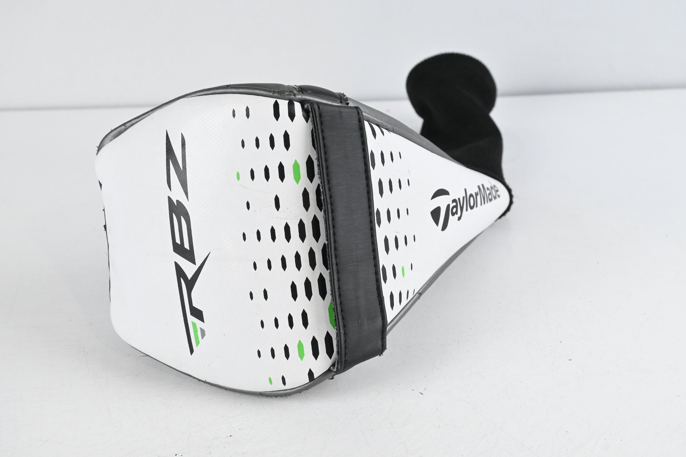 Taylormade RBZ Tour Driver / 9 Degree / Stiff Flex Matrix Ozik Xcon-6 Shaft