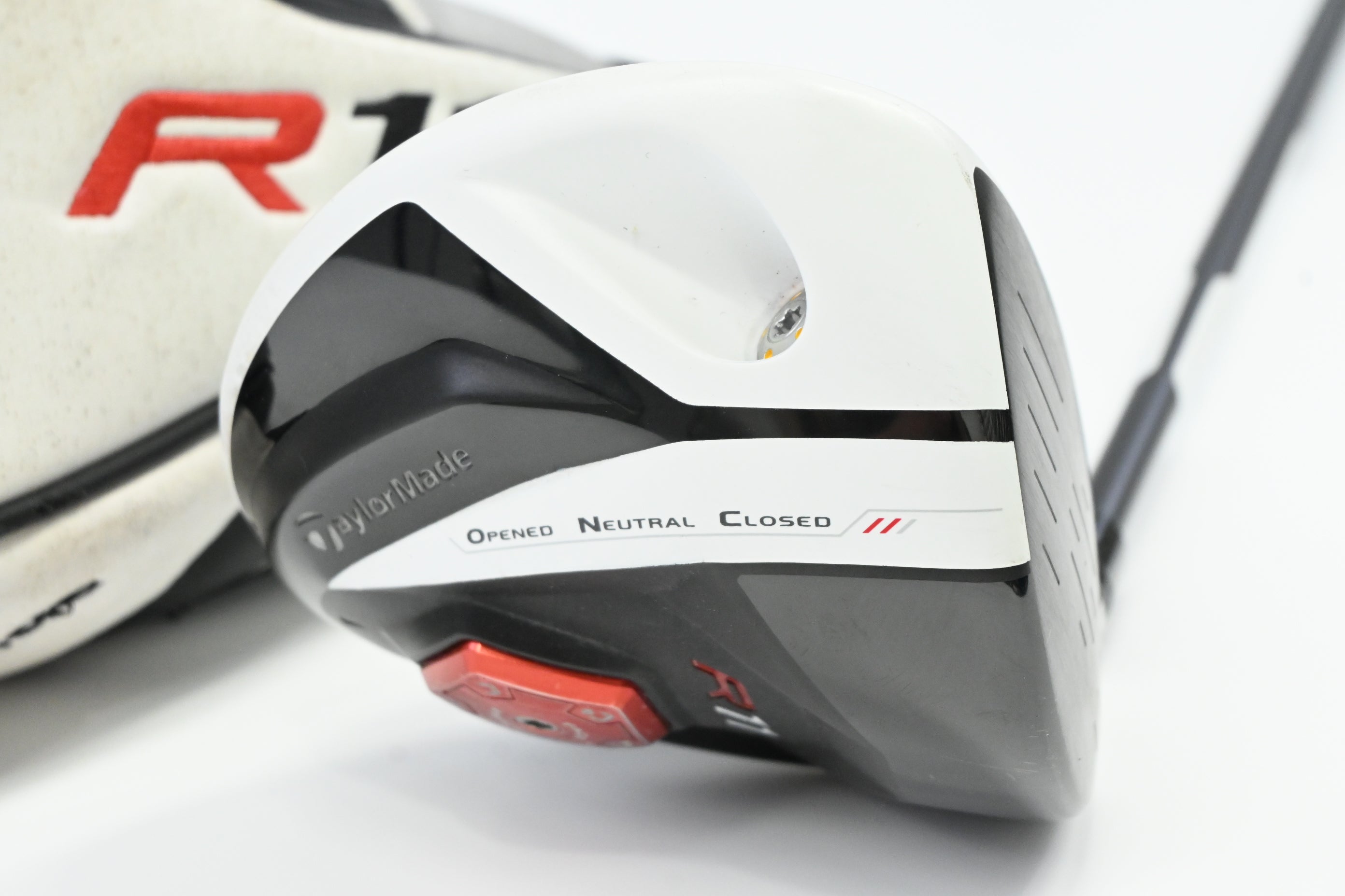 Taylormade R11S Driver / 9 Degree / Regular Flex Aldila RIP Phenom 60 Shaft