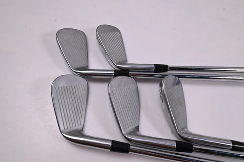 Titleist 716 AP2 Irons / 5-9i / Regular Flex Project X Shafts
