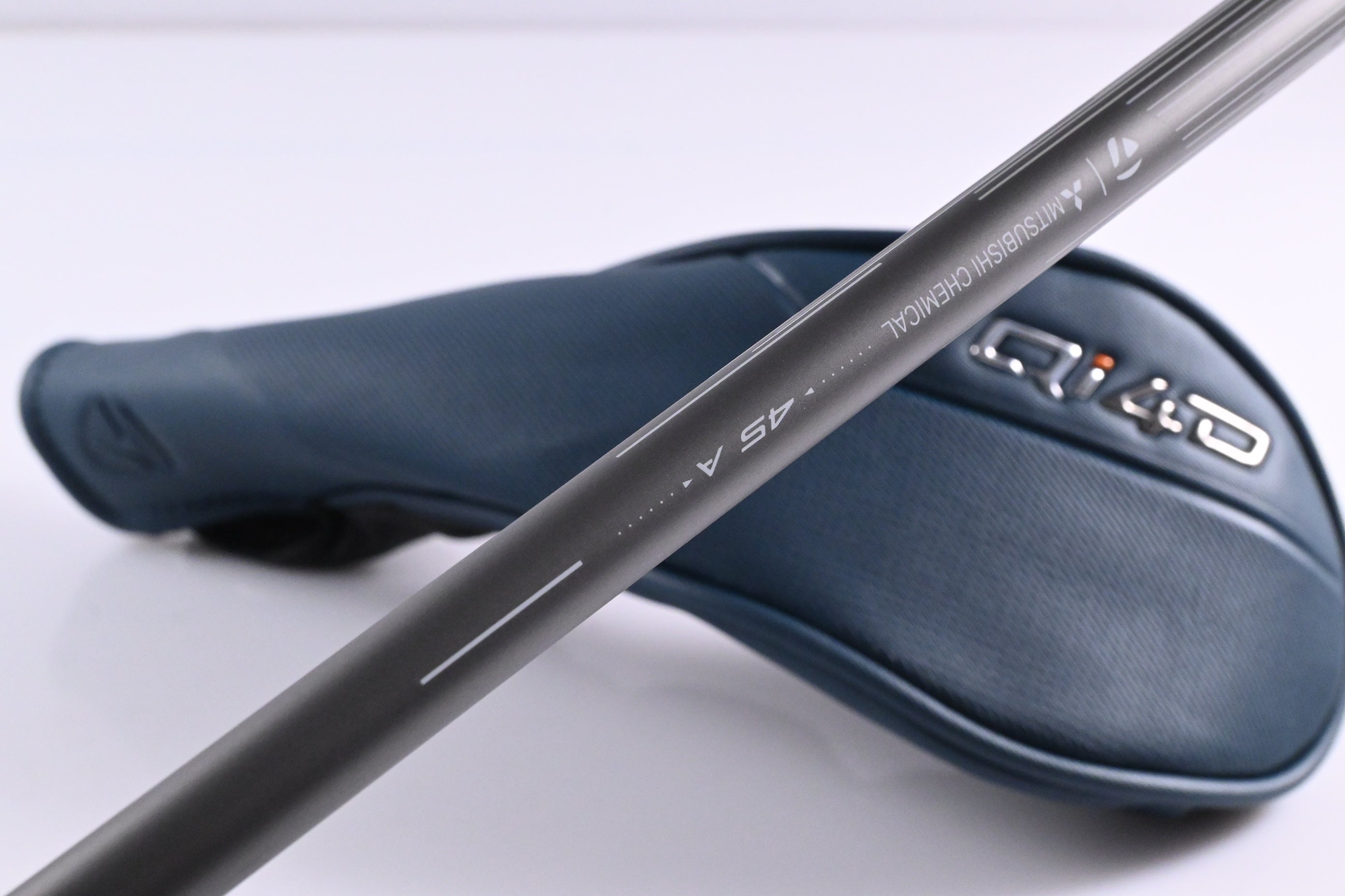 Taylormade Qi4D Max Lite #5 Hybrid / 26 Degree / Senior Flex REAX 45 Shaft