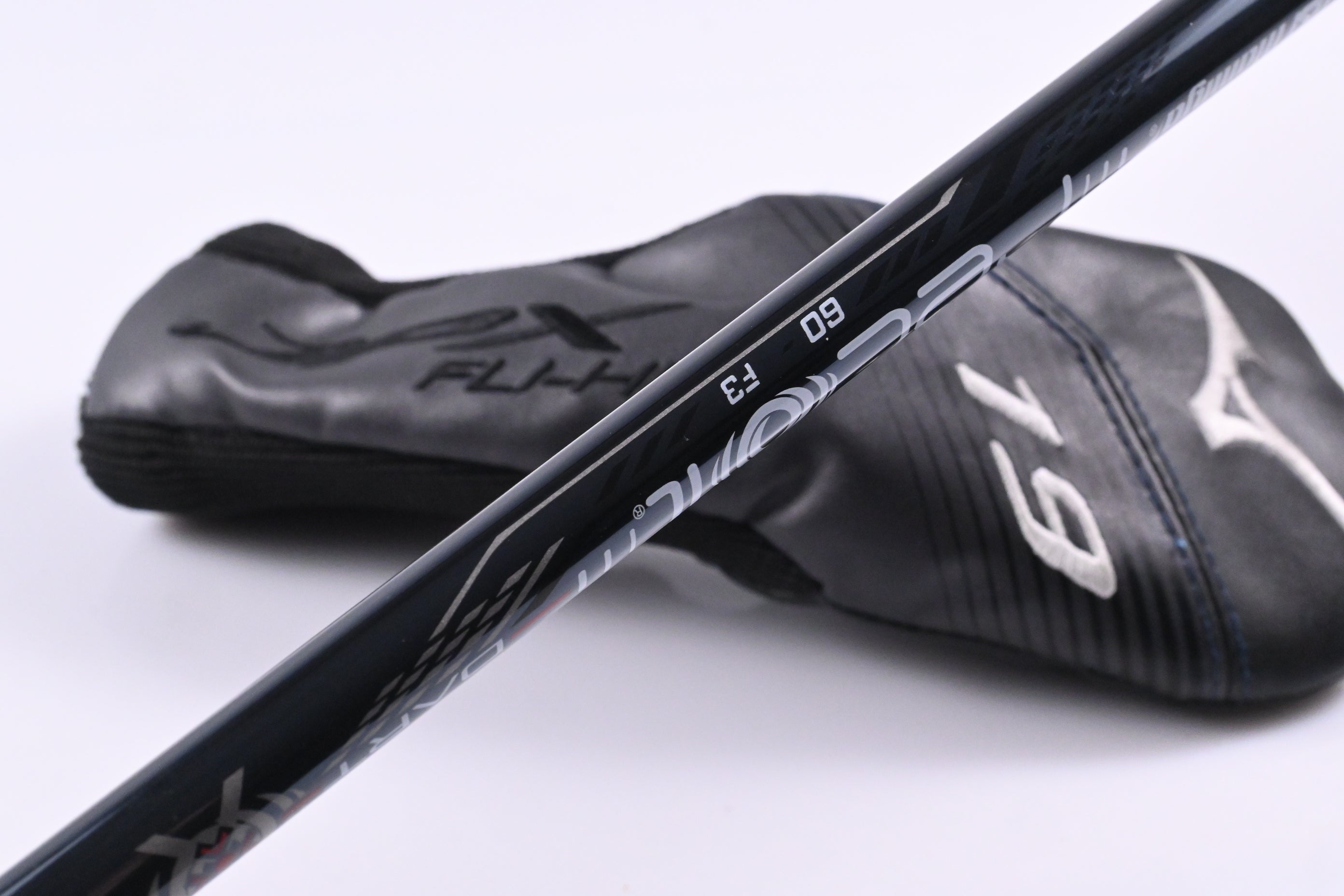 Mizuno JPX 925 Fli-Hi #3 Hybrid / 19 Degree Regular Flex UST Recoil Dart 60 Shaft