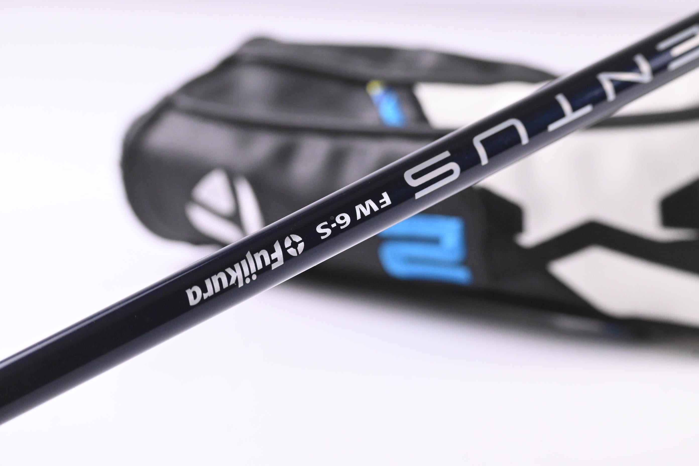 Taylormade SIM2 Max #5 Wood / 18 Degree / Stiff Flex Fujikura Ventus Blue 6