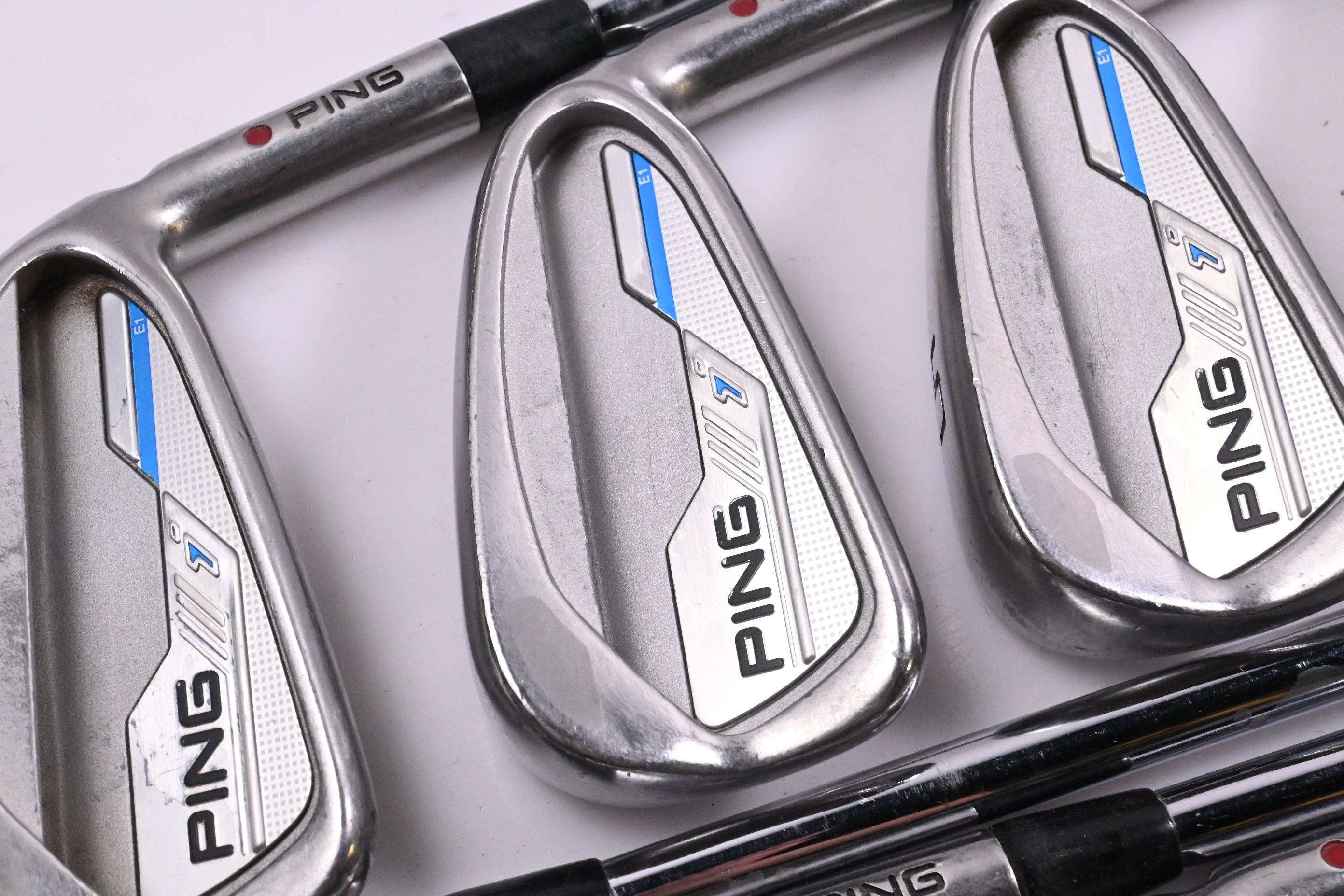 Ping i-Series E1 Irons / 3-PW+GW / Red Dot / Stiff Flex Ping AWT 2.0 Shafts