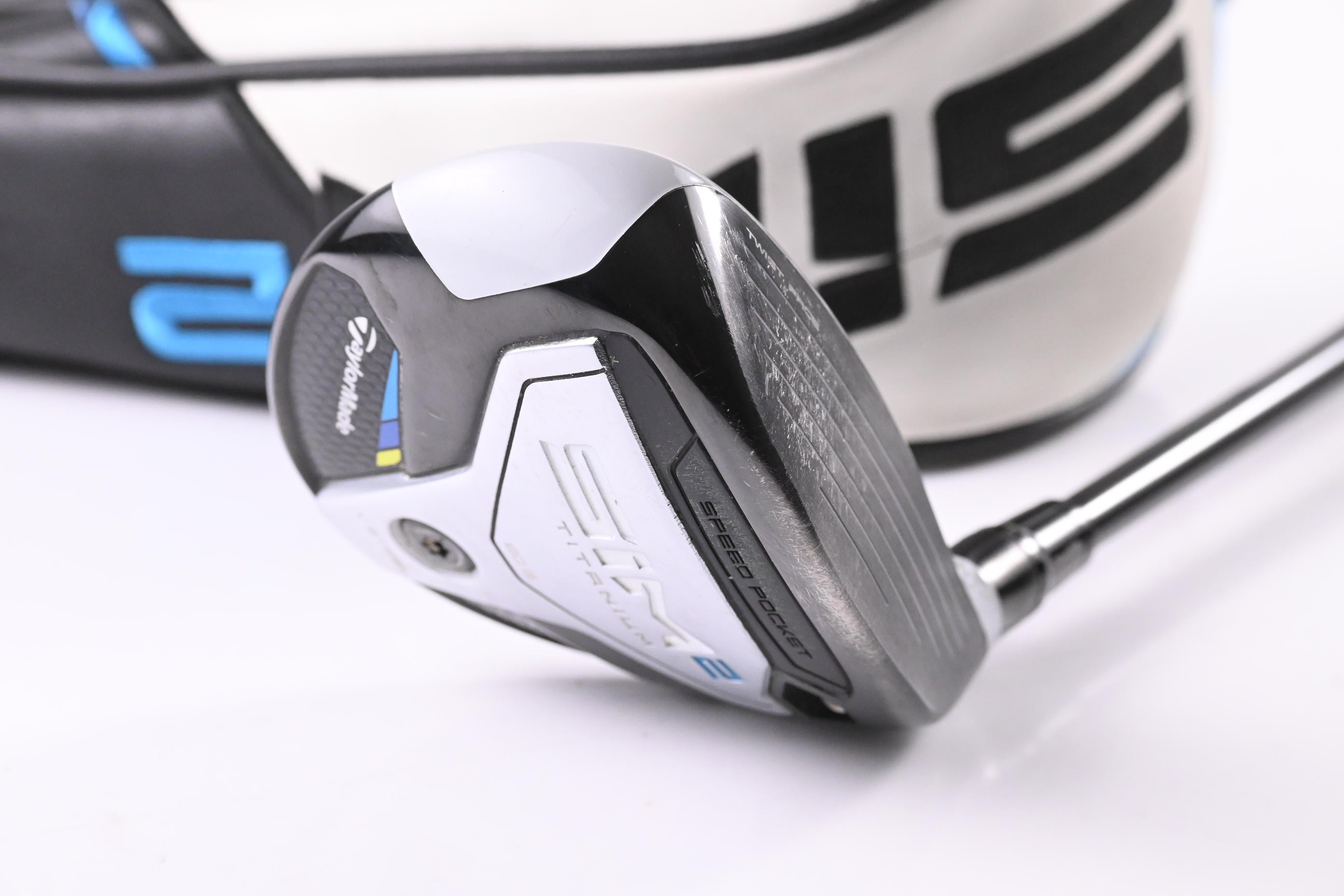 Taylormade SIM2 Ti #5 Wood / 19 Degree / Regular Flex Tensei AV Raw Blue 65