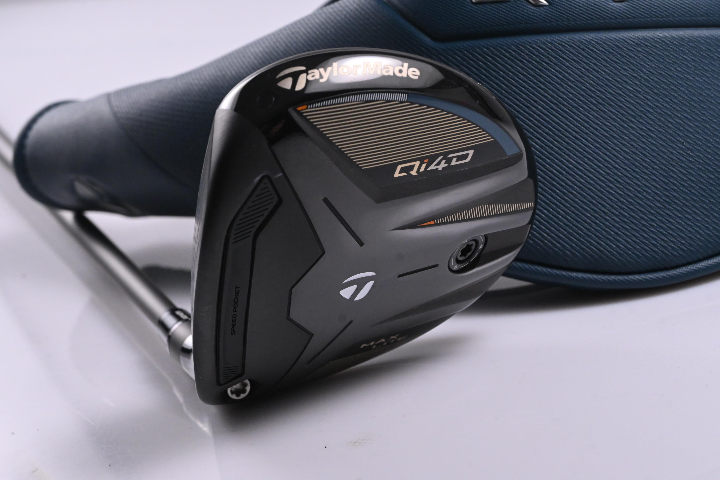 Left Hand Taylormade Qi4D Max Lite #5 Wood / 18 Degree / Senior Flex Reax 40