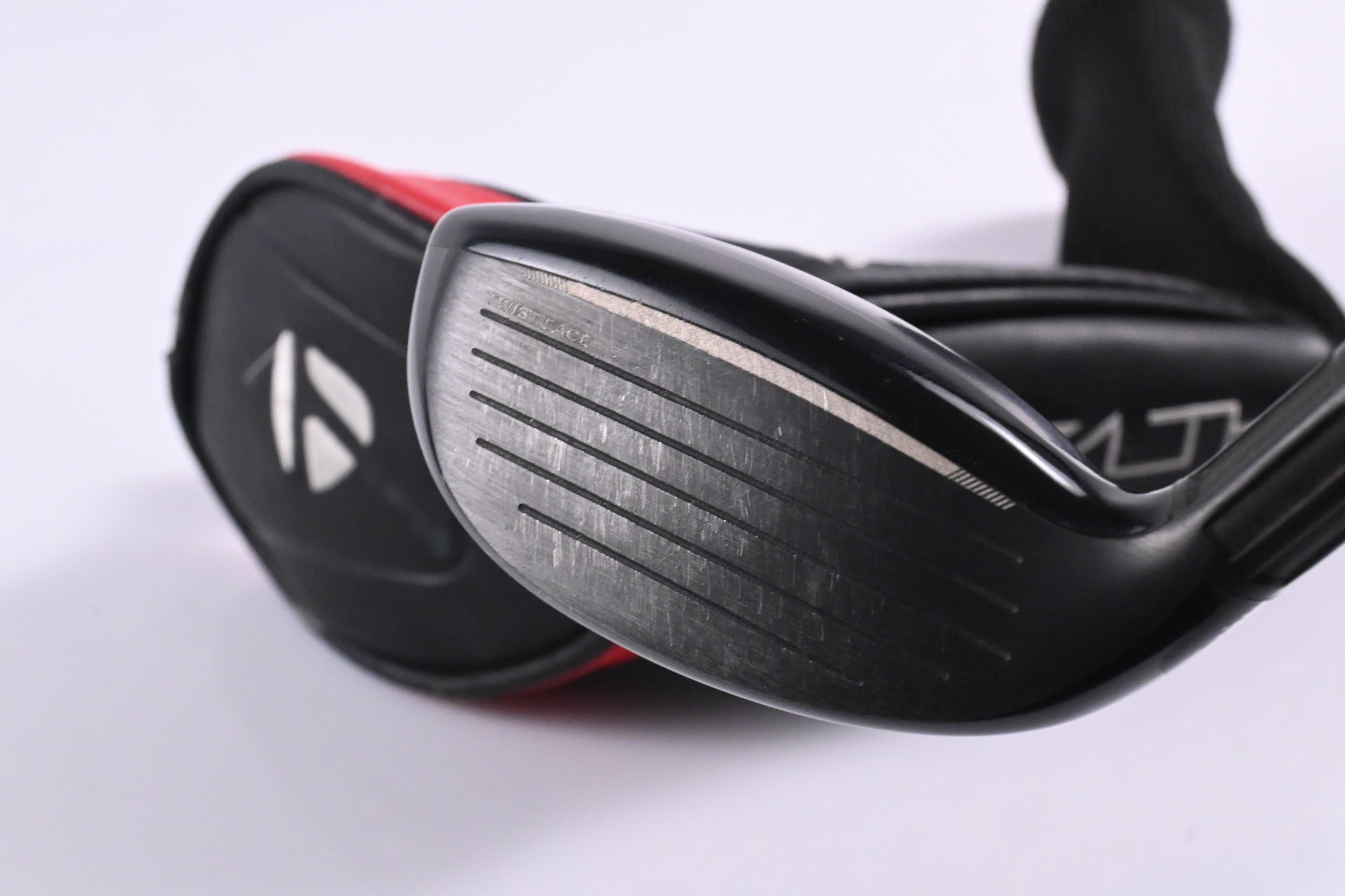 Taylormade Stealth #4 Hybrid / 22 Degree / Regular Flex Ventus Red 6 Shaft