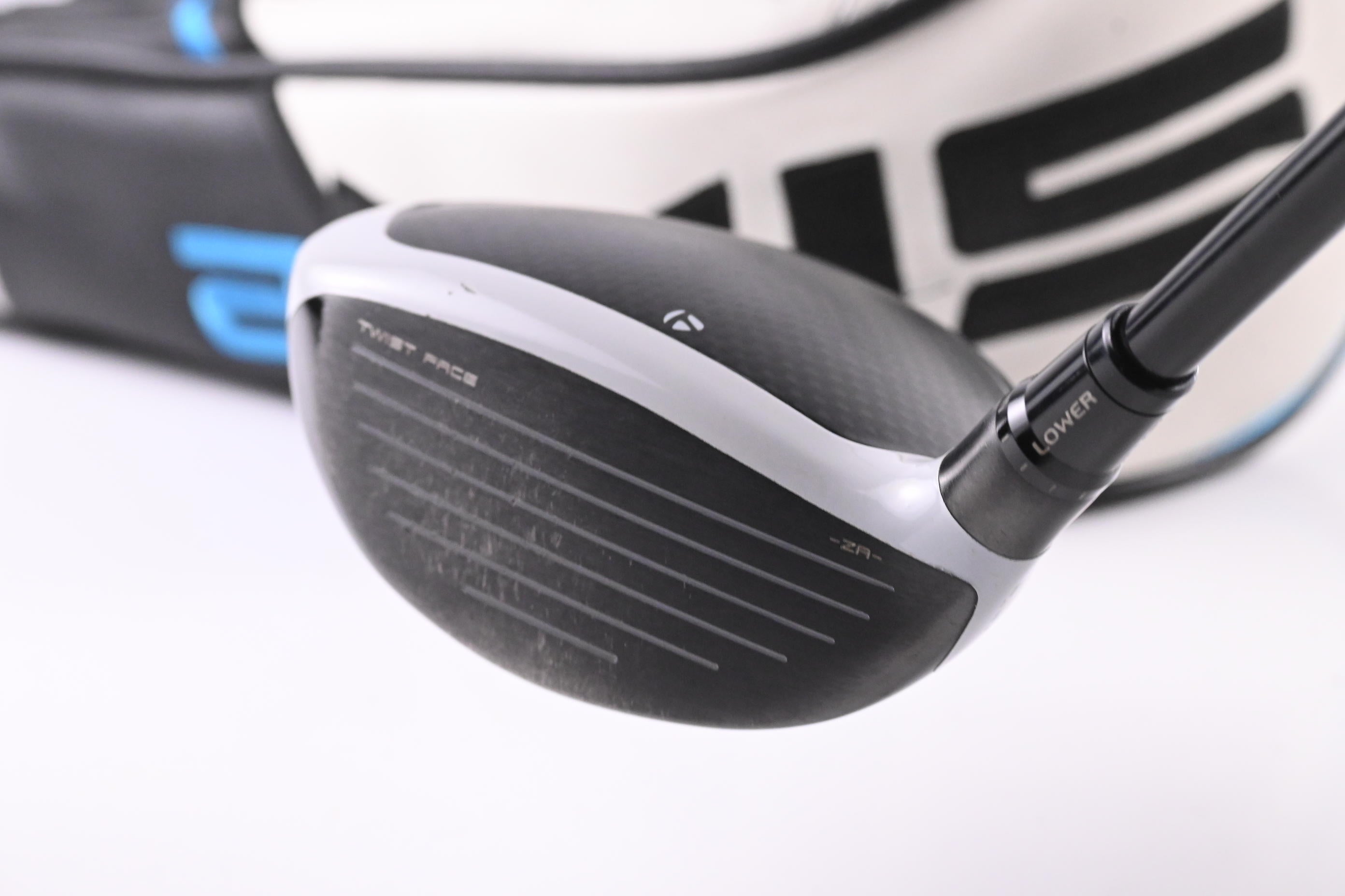 Taylormade SIM2 Ti #5 Wood / 19 Degree / Regular Flex Tensei AV Raw Blue 65