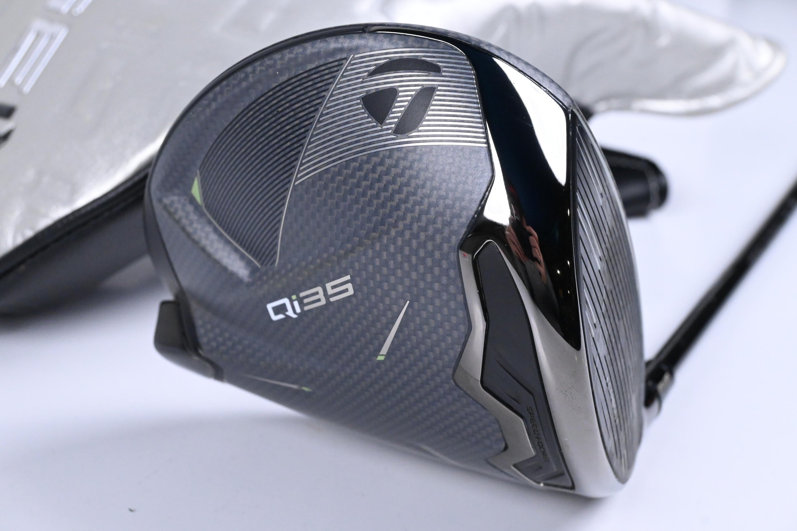 Taylormade Qi35 Max Driver / 9 Degree / X-Flex HZRDUS Silver 70 Shaft