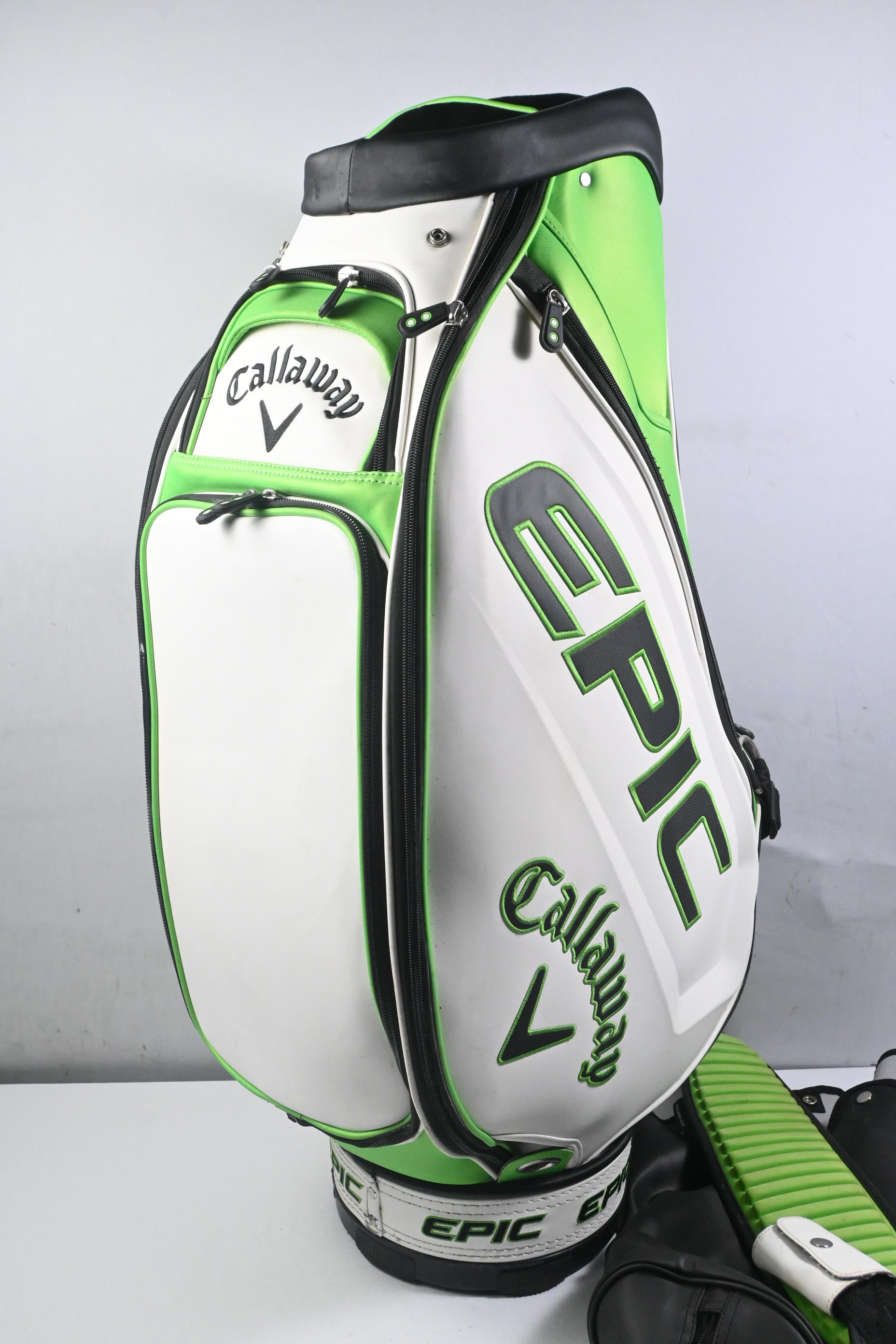 Callaway Epic Tour Bag / 6-Way Divider / White & Green