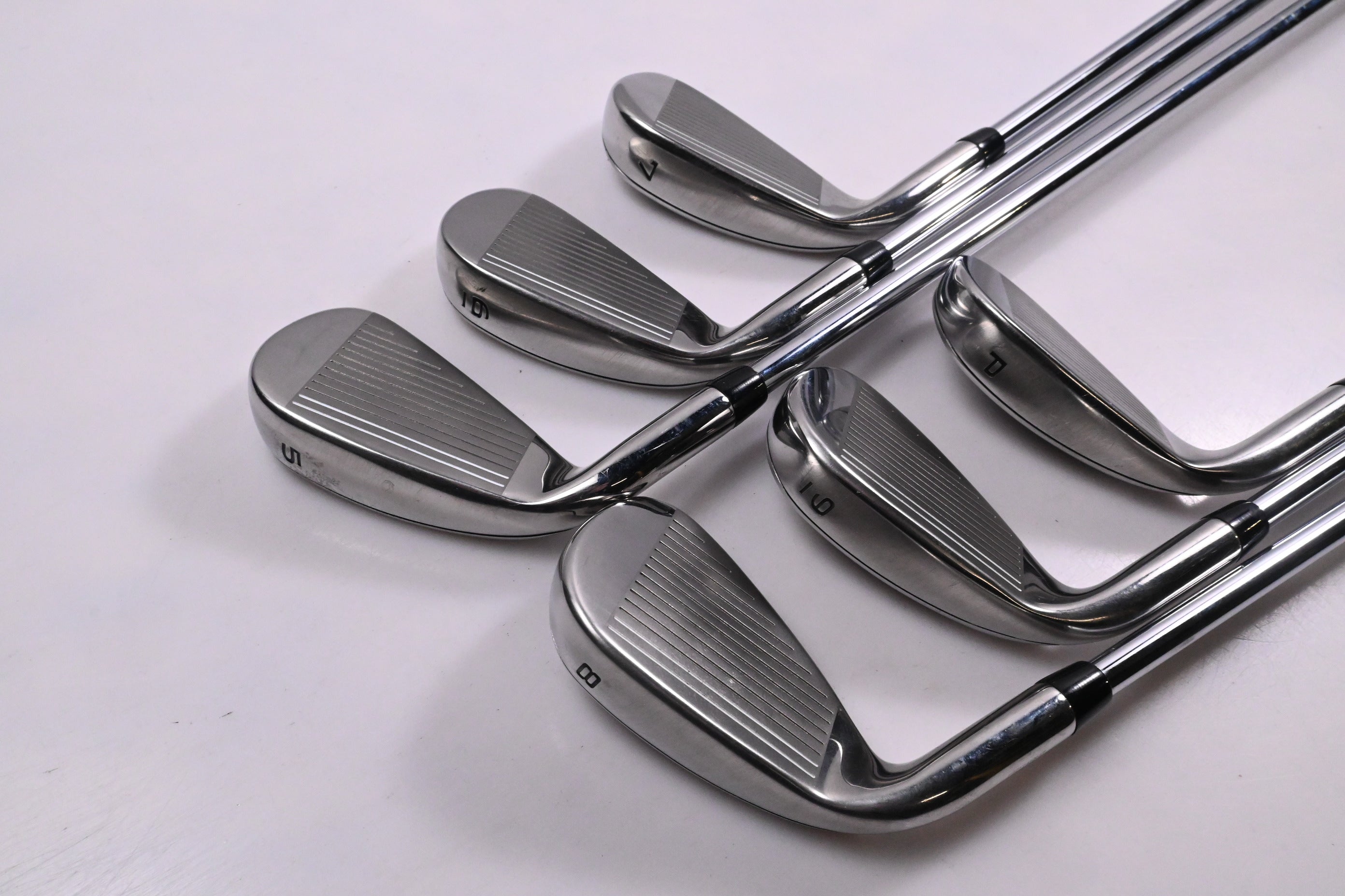 Callaway Rogue ST Max Irons / 5-PW / Regular Flex Elevate MPH 95 Shafts