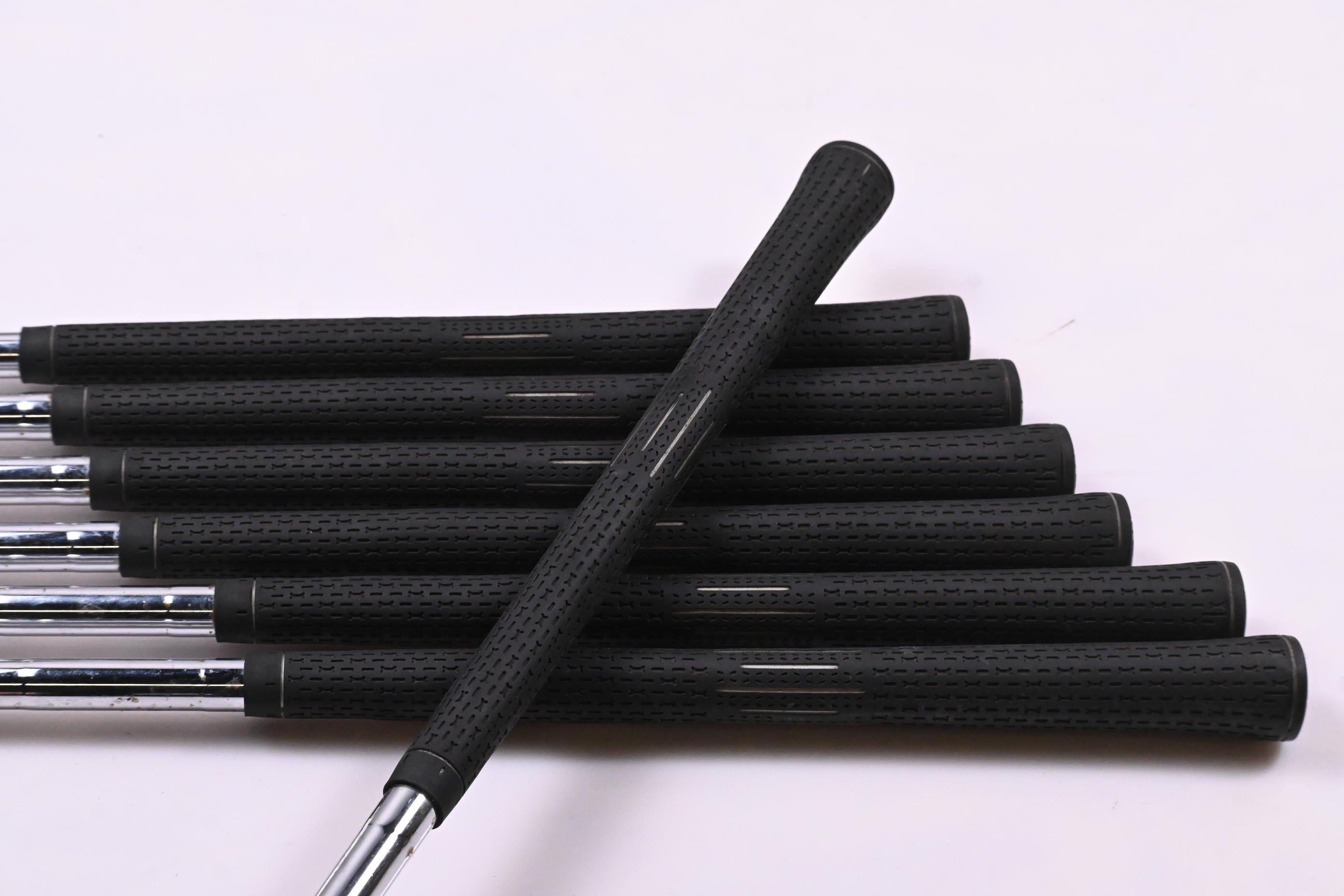Ping i200 Irons / 4-PW / Green Dot / Stiff Flex Dynamic Gold S300 Shafts