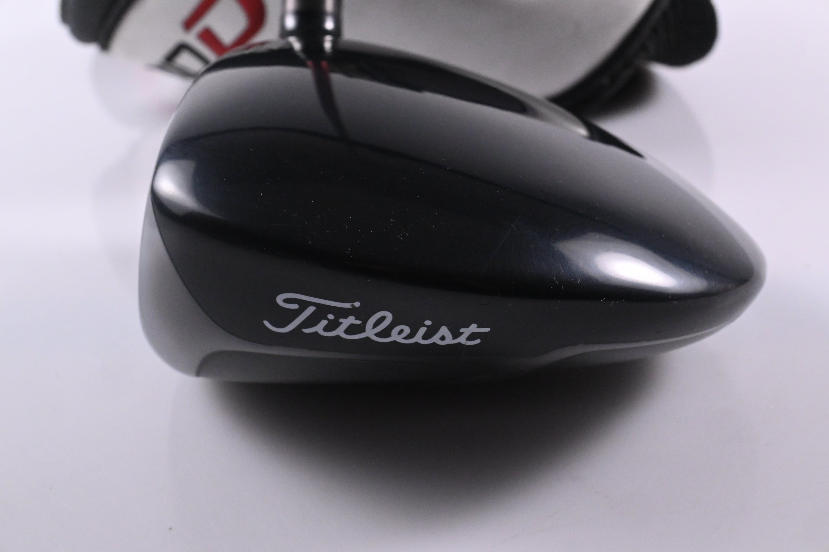 Left Hand Titleist 910 D2 Driver / 10.5 Degree / Regular Flex Diamana Ilima 61