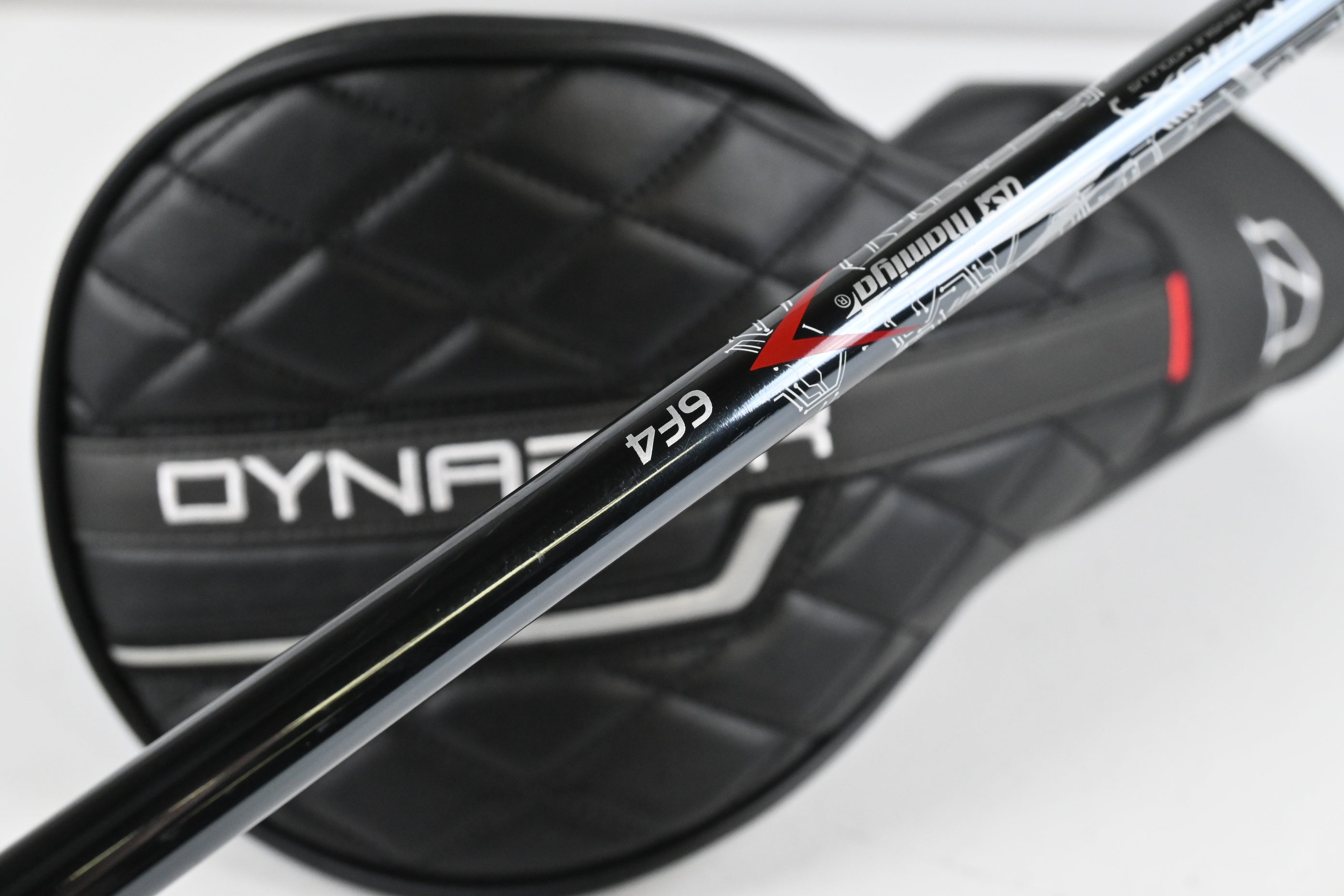 Wilson DYNAPWR 2025 Max Driver / 10.5 Degree / Stiff Flex UST LIN-Q M40X 6