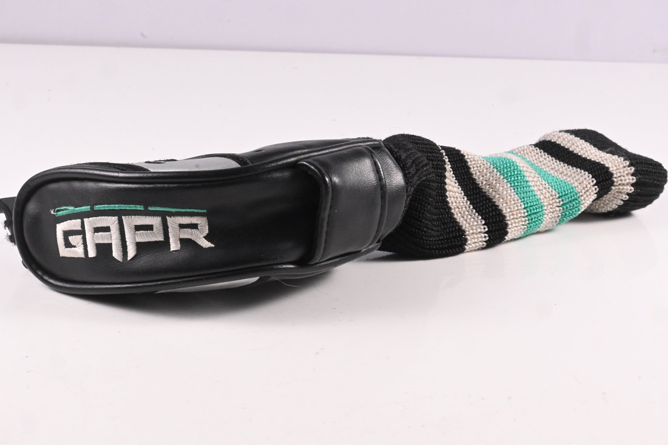 Taylormade GAPR Mid #3 Hybrid / 18 Degree / Stiff Flex KBS Hybrid 80 Shaft