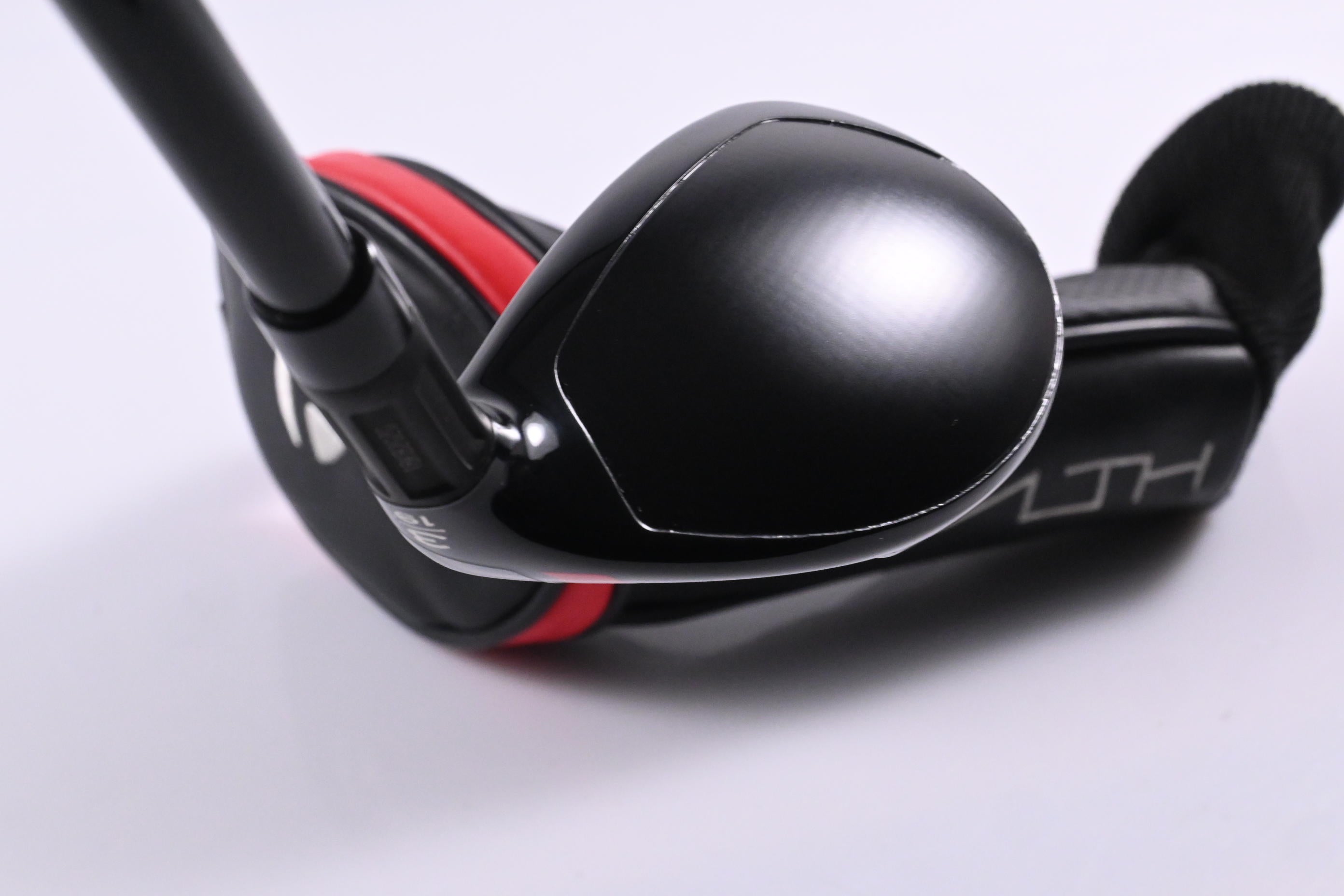 Taylormade Stealth #3 Hybrid / 19 Degree / Stiff Flex Ventus Red 7 Shaft