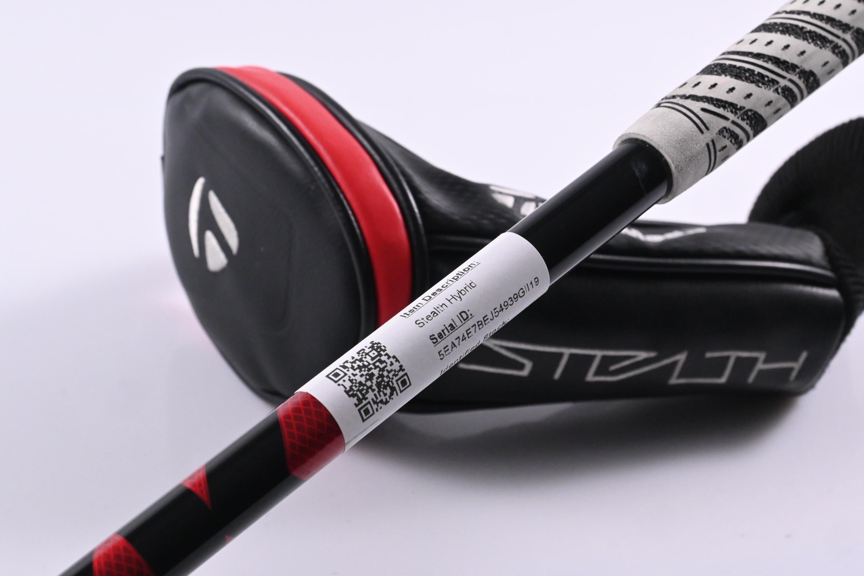 Taylormade Stealth #3 Hybrid / 19 Degree / Stiff Flex Ventus Red 7 Shaft