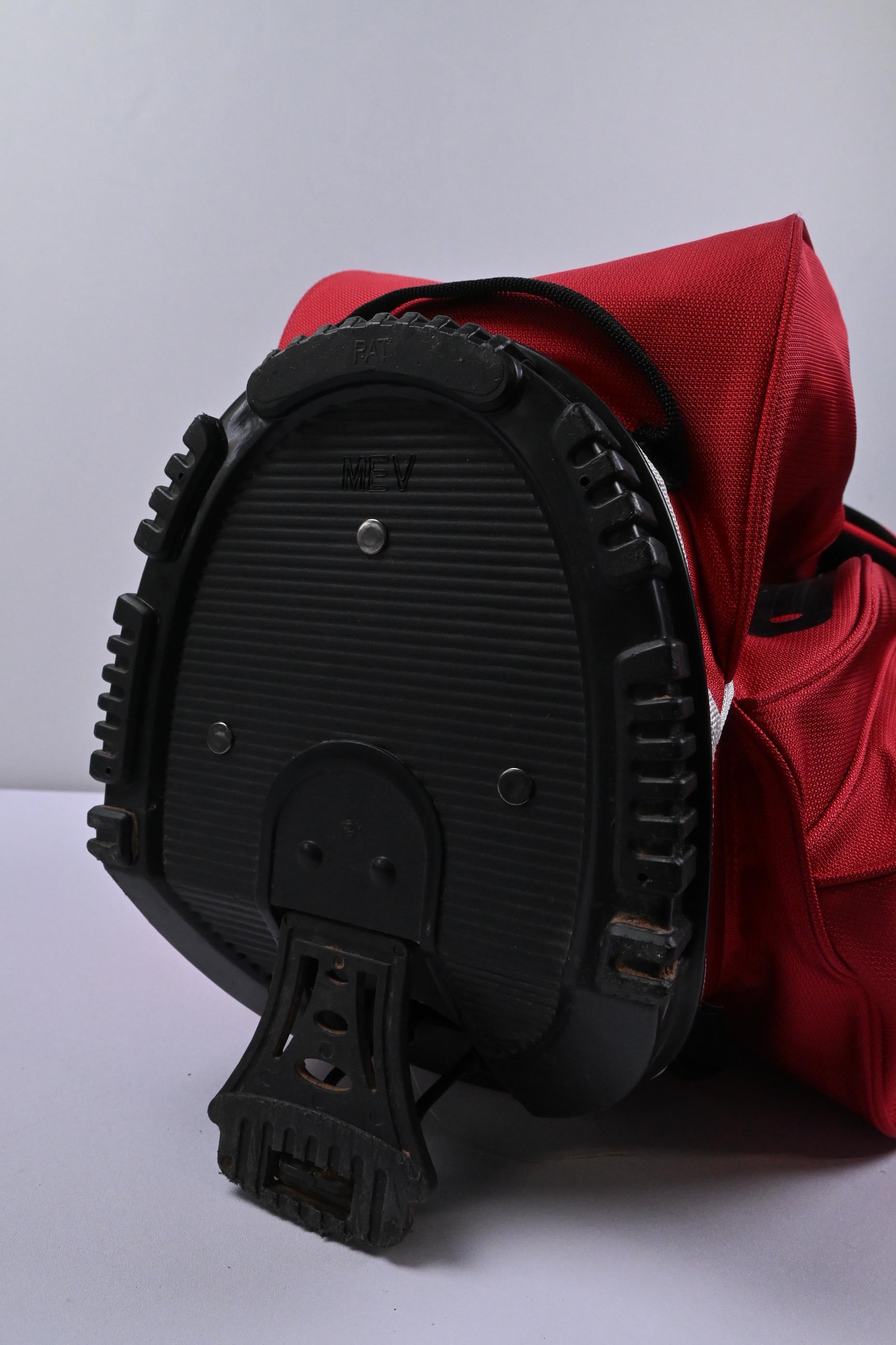Wilson Stand Bag / 5-Way Divider / Red, Black & White