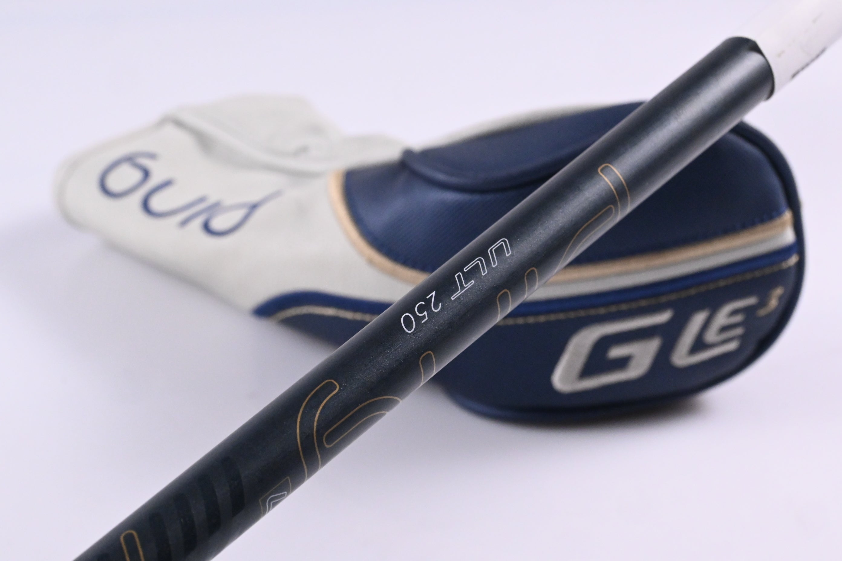 Ladies Ping G Le3 #6 Hybrid / 30 Degree / Ladies Flex Ping ULT 250 Shaft
