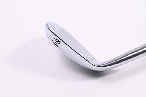 Cleveland 588 RTX 2.0 Sand Wedge / 54 Degree / Wedge Flex Dynamic Gold Shaft
