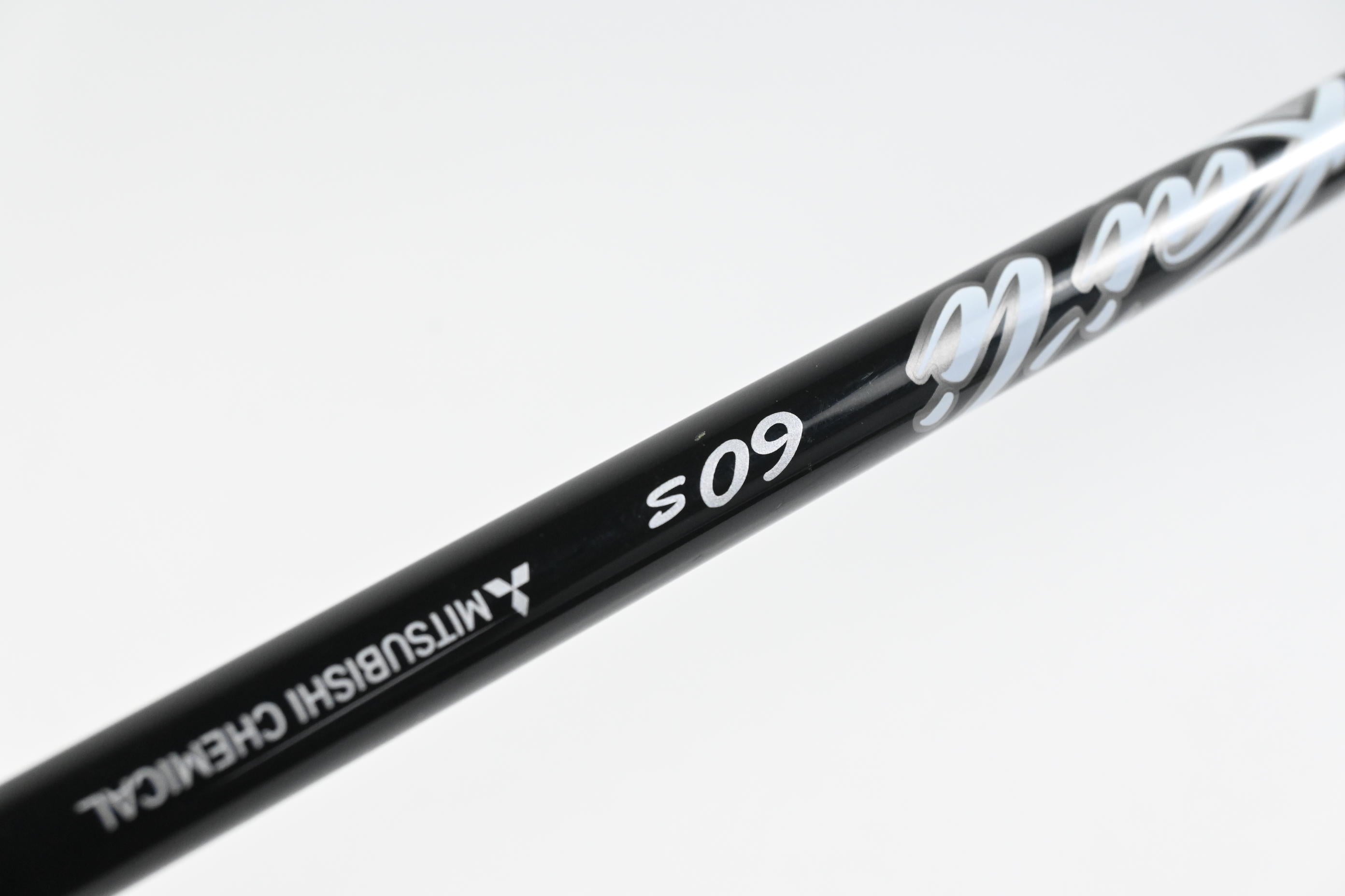 Callaway Rogue Driver / 10.5 Degree / Stiff Flex Kai'li White 60 Shaft