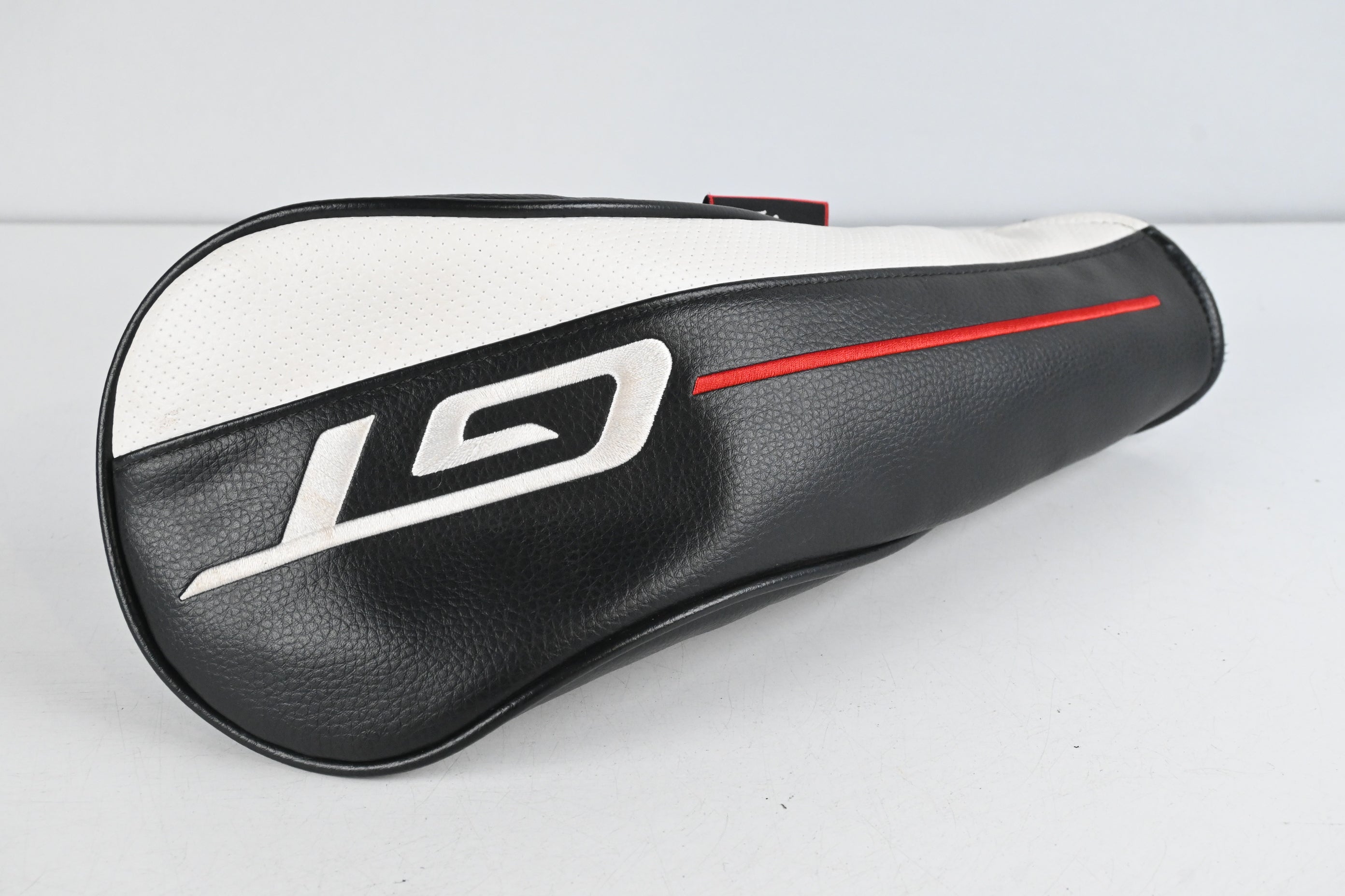 Titleist GT1 Driver / 10 Degree / Regular Flex Tensei 1K Blue 55 Shaft