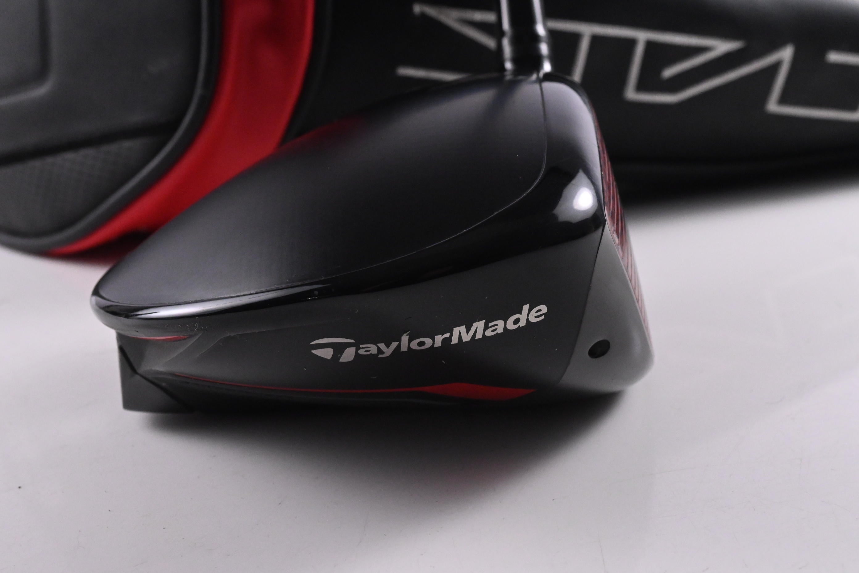 Taylormade Stealth Driver / 9 Degree / Stiff Flex HZRDUS Smoke RDX Black 60
