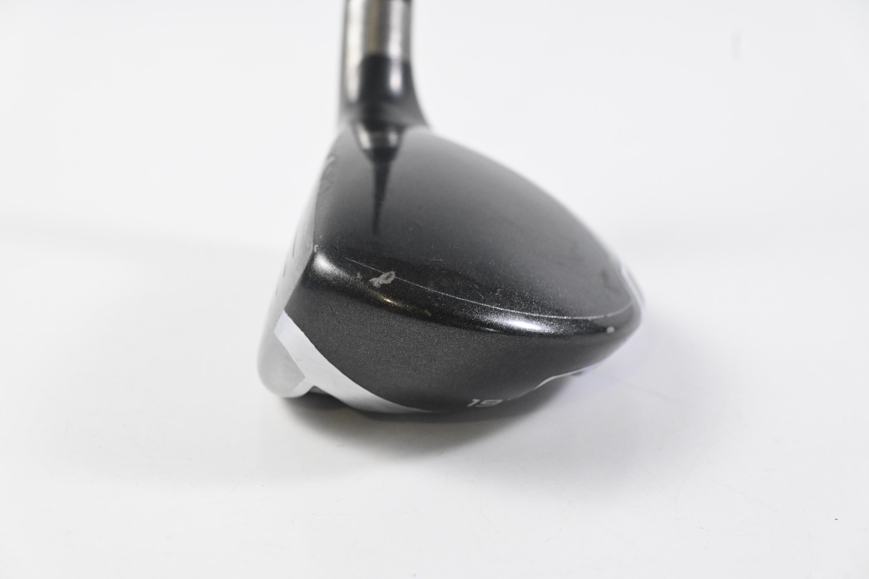 Left Hand Taylormade SLDR #3 Hybrid / 19 Degree / Regular Flex Speeder 82 Shaft