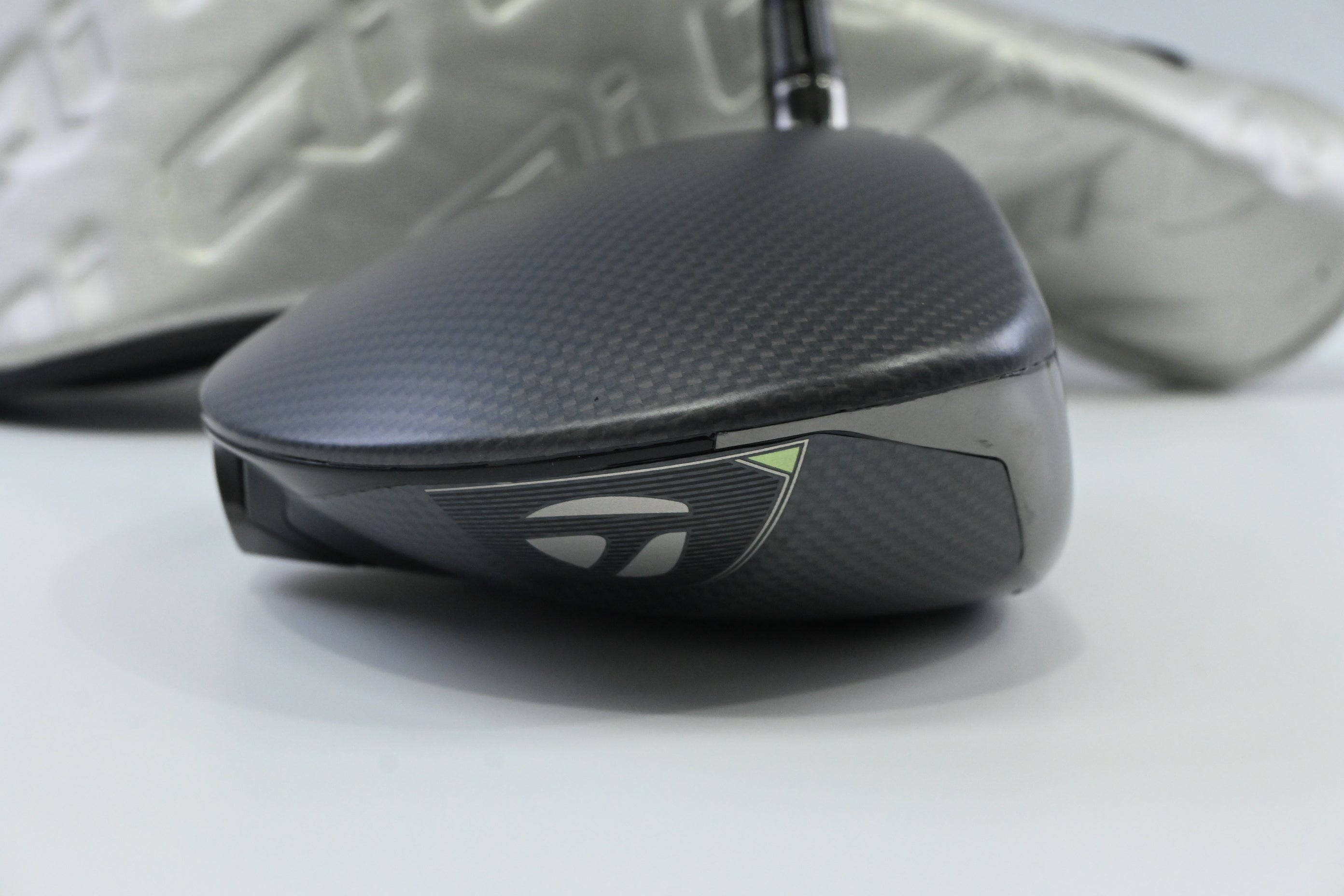 Taylormade Qi35 LS Driver / 10.5 Degree / Stiff Flex Kai'ii Dark Waves Blue CB