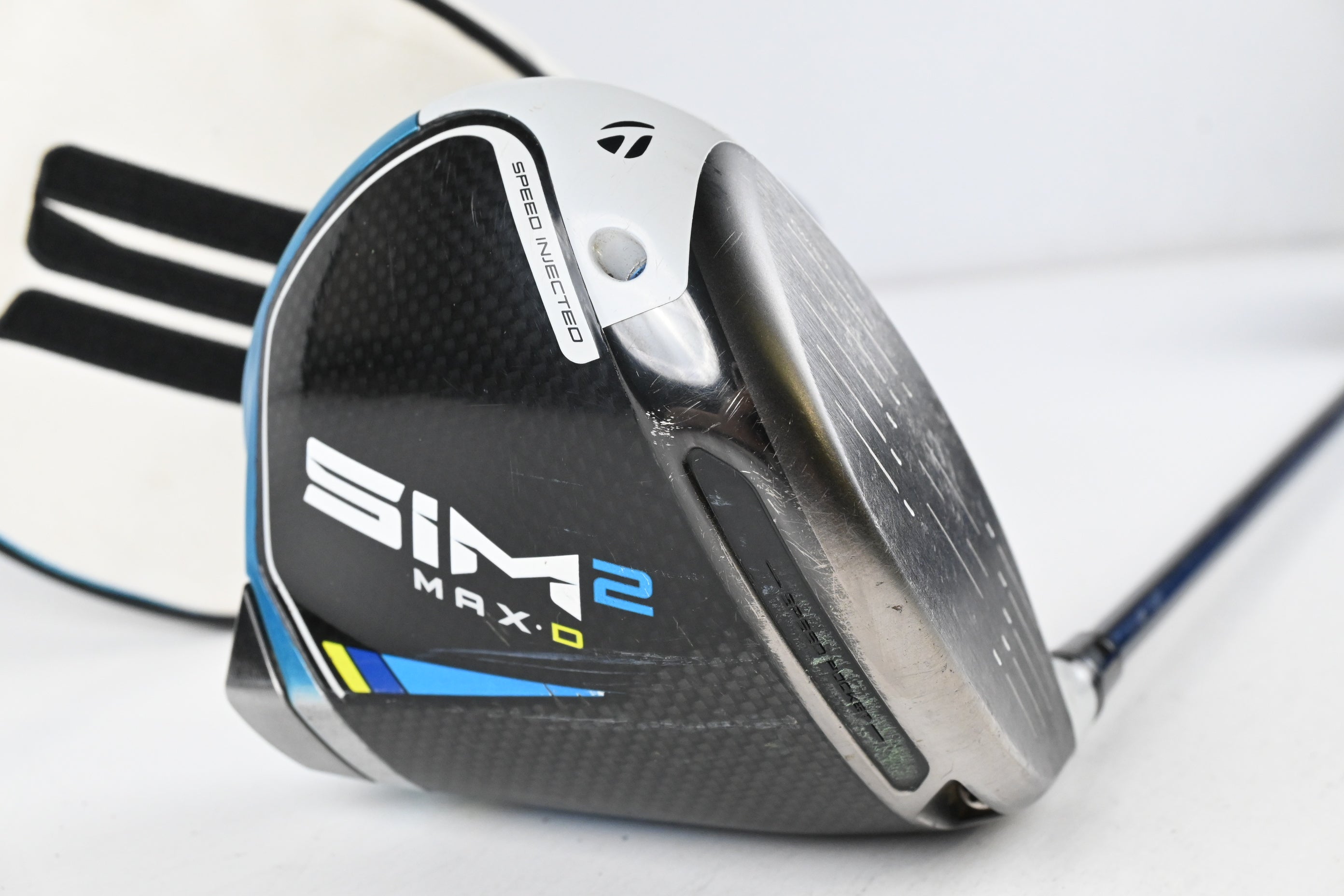 Taylormade SIM2 Max D Driver / 10.5 Degree / Regular Flex Fujikura Ventus Blue 5