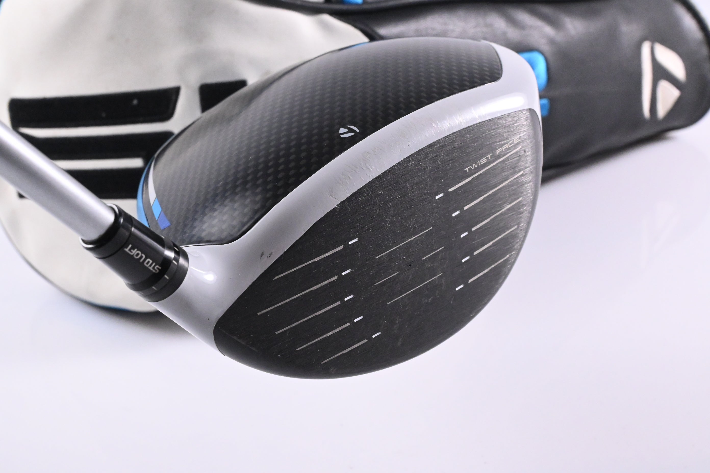 Left Hand Taylormade SIM2 Max Driver / 9 Degree / Stiff Flex Kuro Kage Silver 60