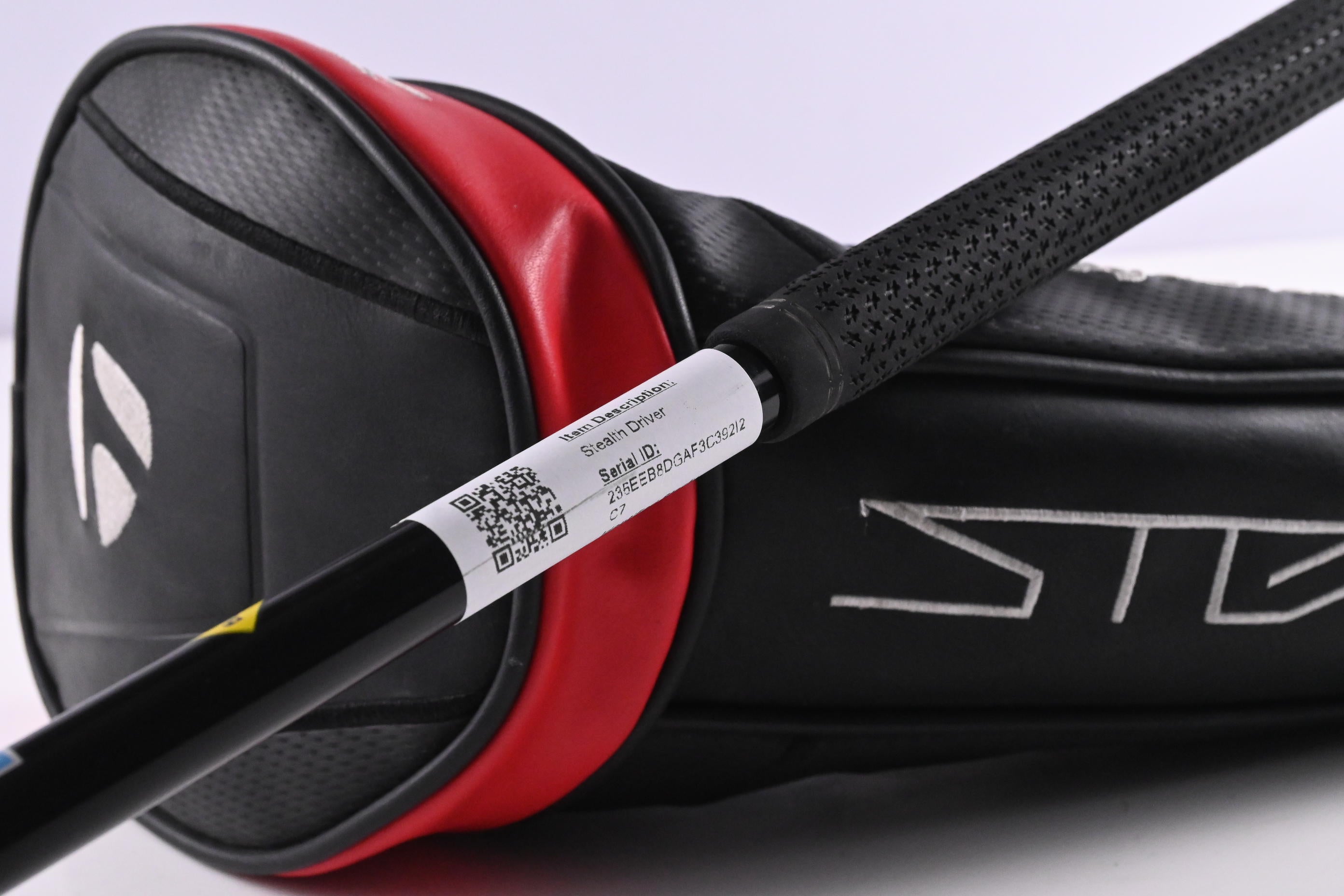 Taylormade Stealth Driver / 9 Degree / Stiff Flex HZRDUS Smoke RDX Black 60