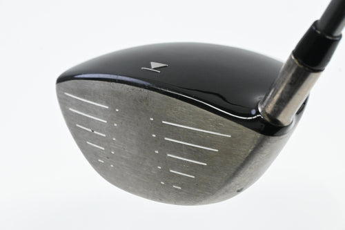 Titleist 907 D1 Driver / 9.5 Degree / Stiff Flex Diamana 65 Shaft
