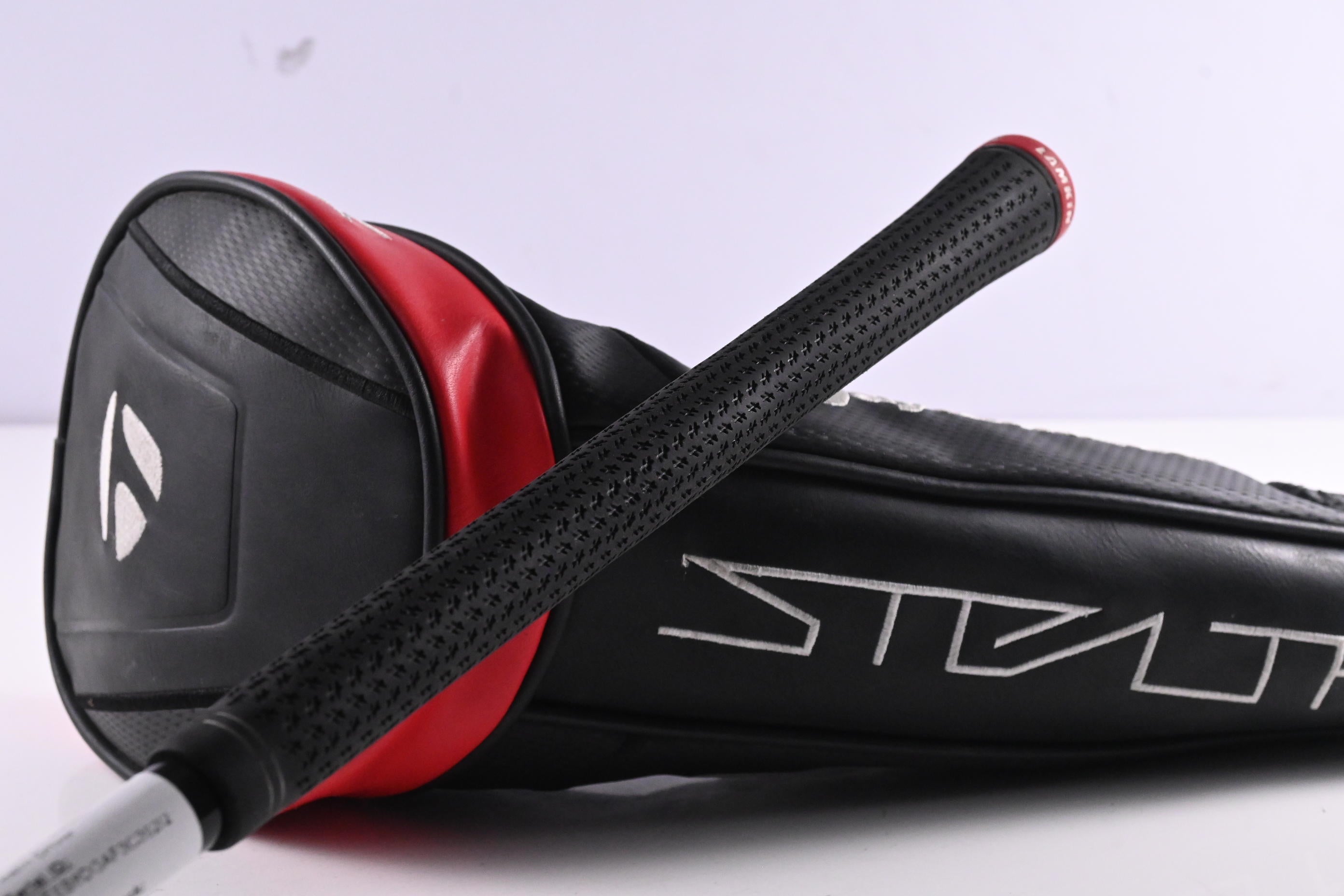 Taylormade Stealth Driver / 9 Degree / Stiff Flex HZRDUS Smoke RDX Black 60