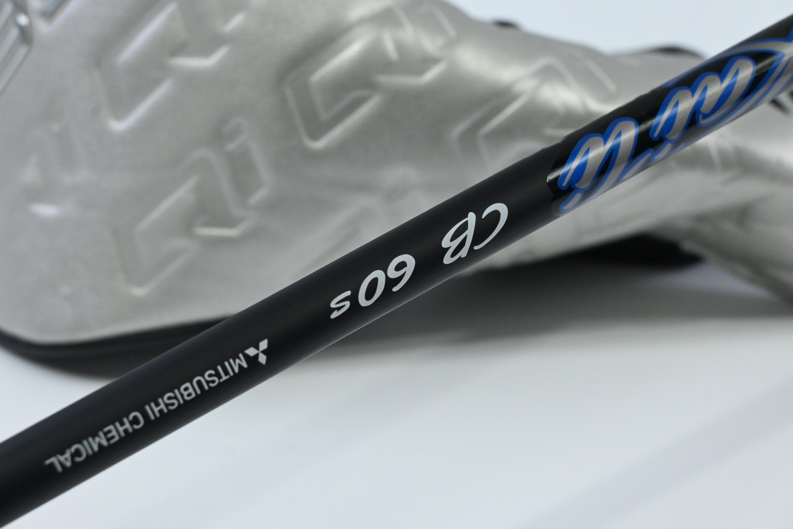 Taylormade Qi35 LS Driver / 10.5 Degree / Stiff Flex Kai'ii Dark Waves Blue CB