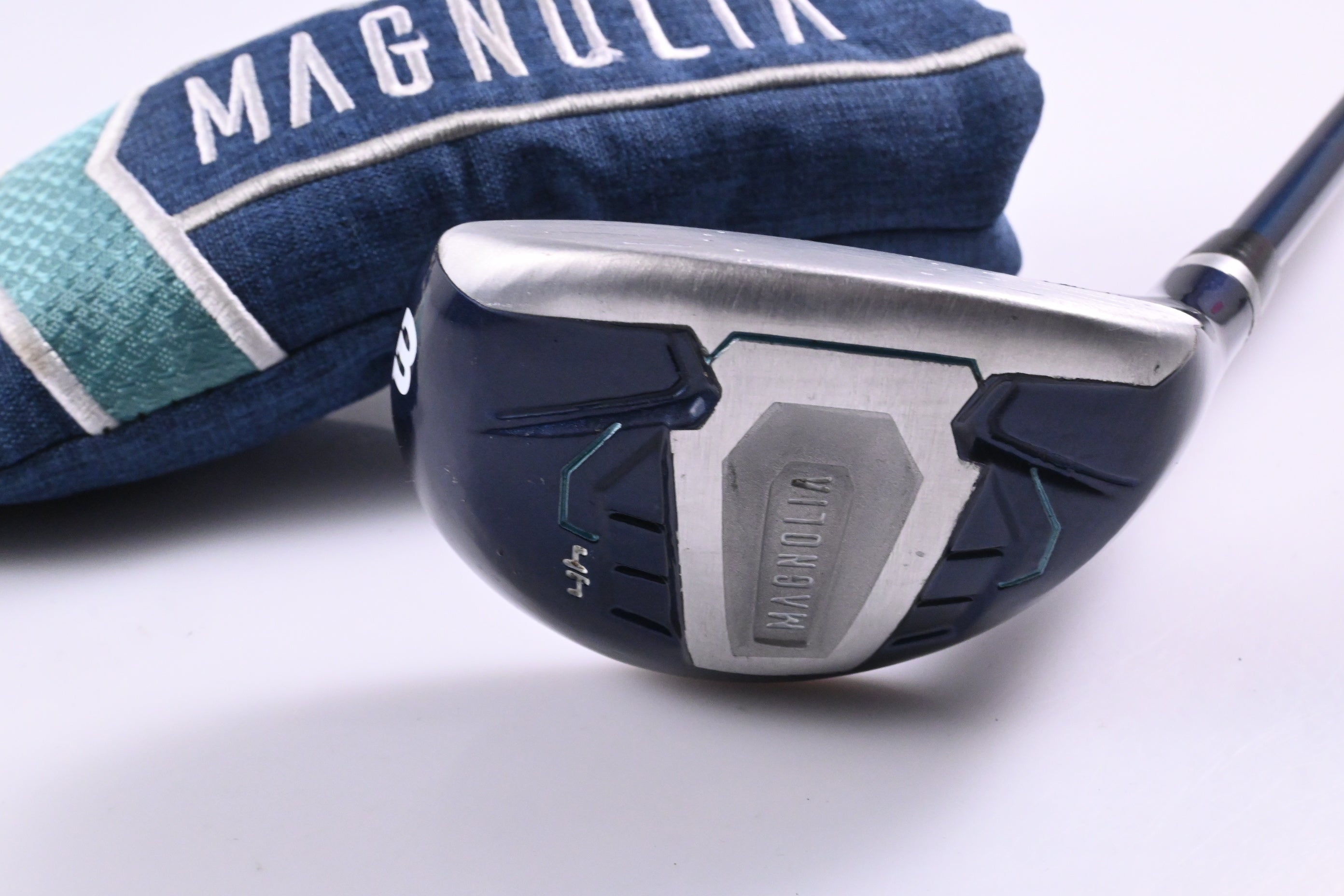Ladies Wilson Magnolia #4 Hybrid / 22.5 Degree / Ladies Flex Magnolia Shaft