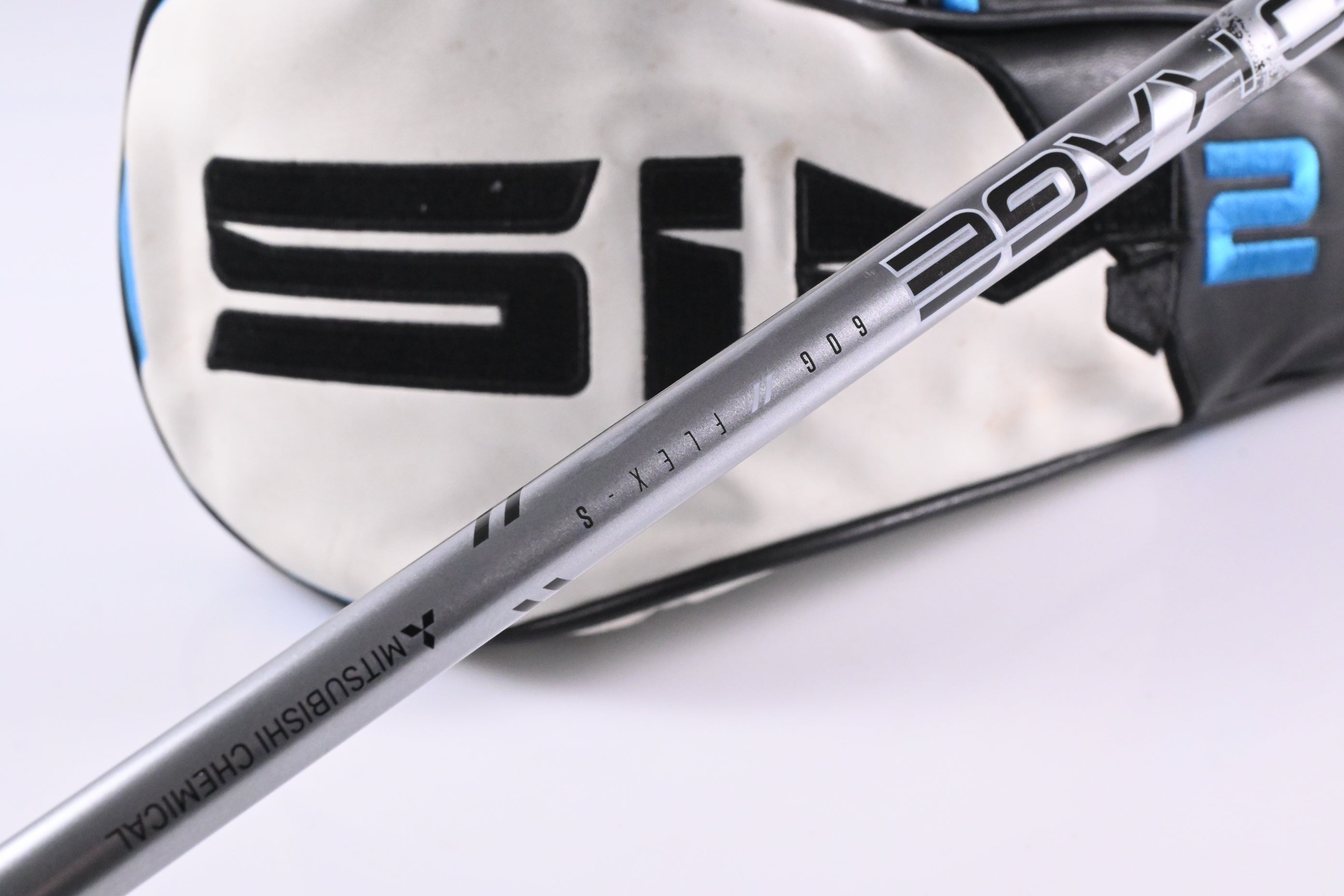 Left Hand Taylormade SIM2 Max Driver / 9 Degree / Stiff Flex Kuro Kage Silver 60