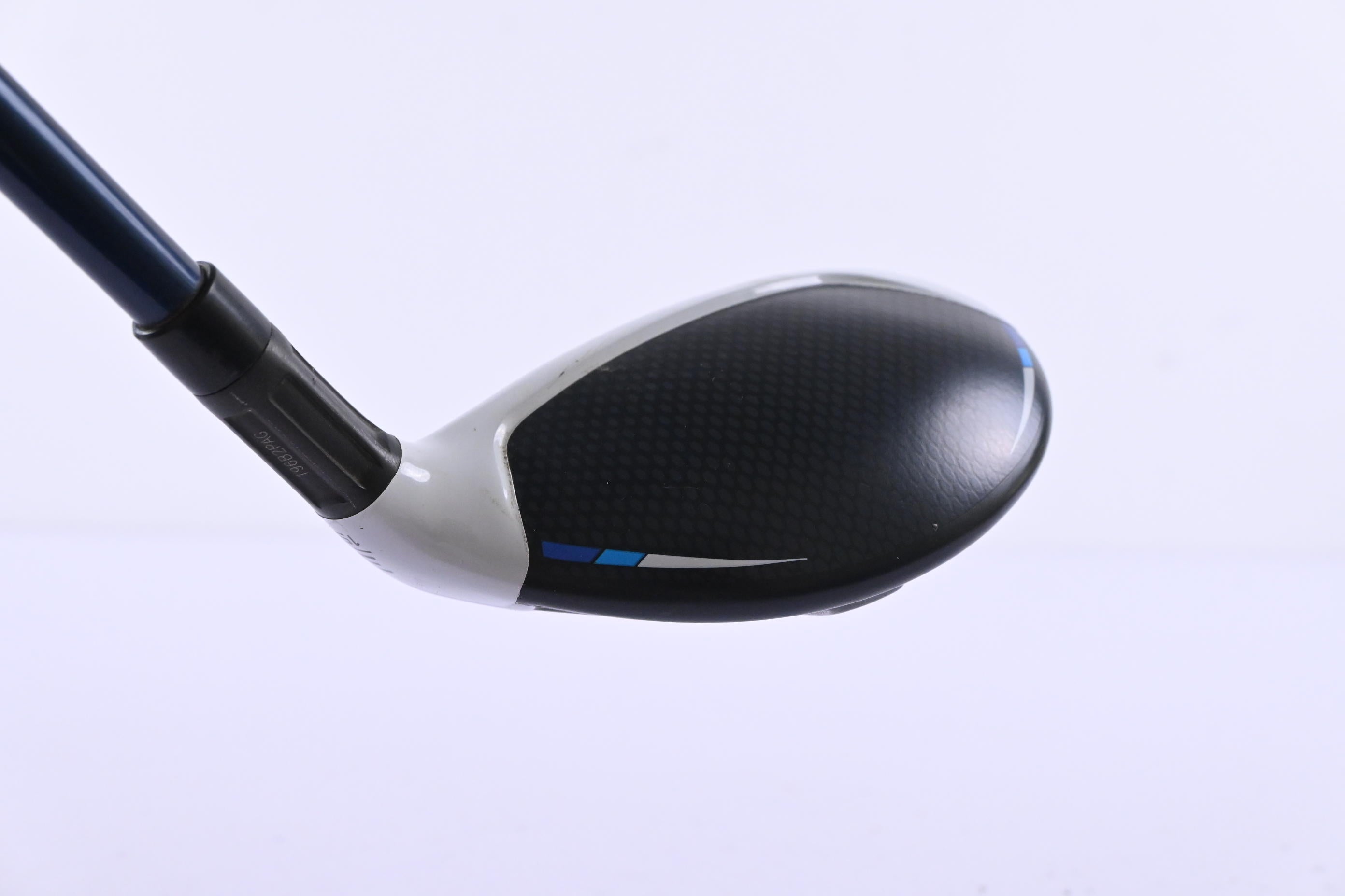 Taylormade SIM2 Max #3 Hybrid / 19 Degree / Regular Flex Fujikura Ventus Blue 6