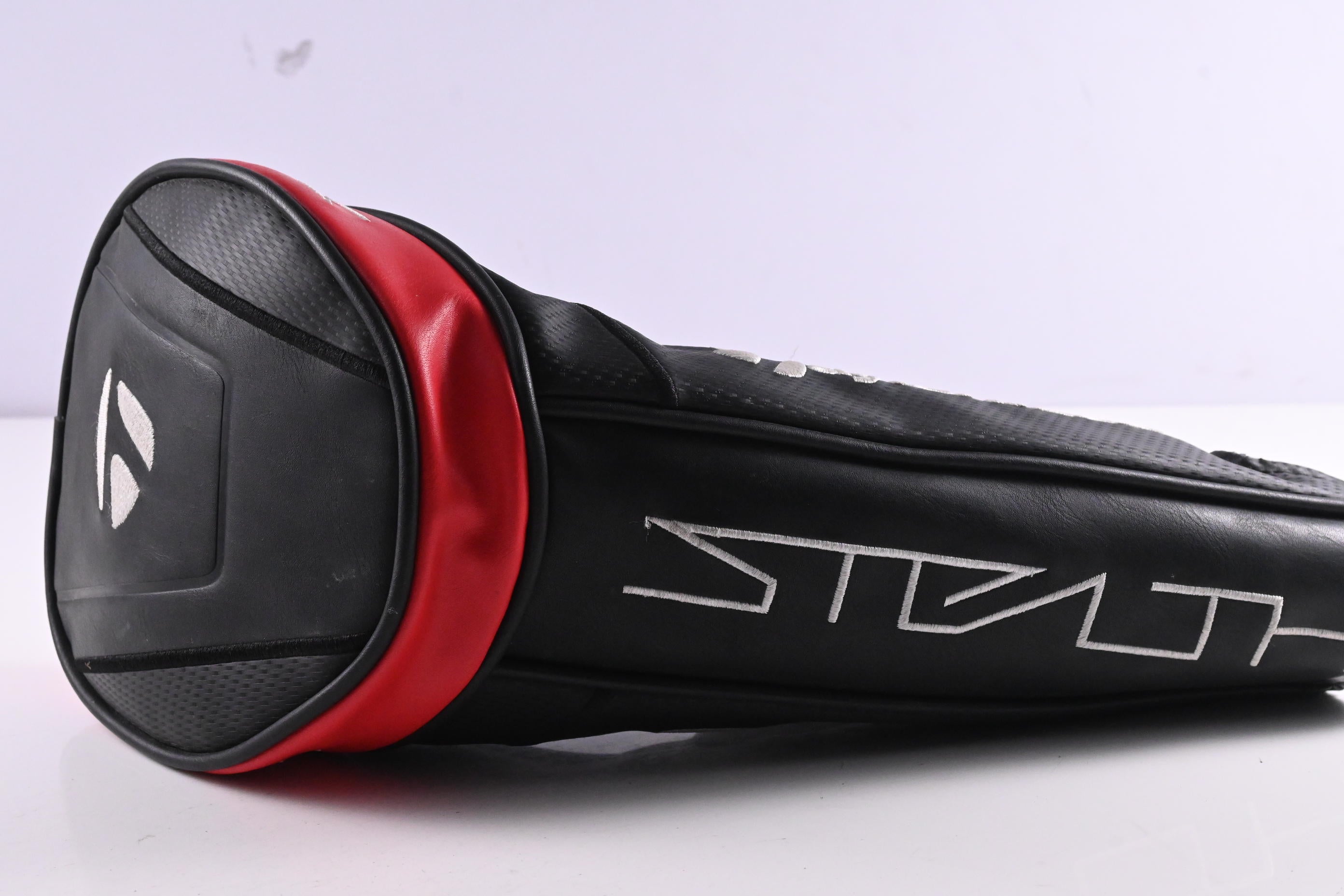 Taylormade Stealth Driver / 9 Degree / Stiff Flex HZRDUS Smoke RDX Black 60