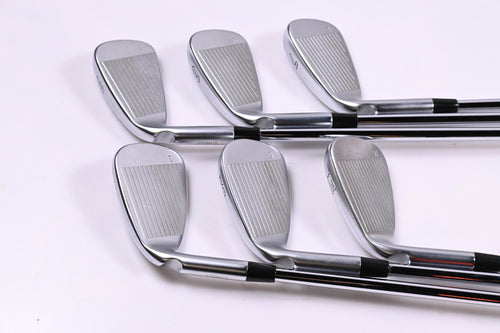 Ping G425 Irons / 5-PW / Black Dot / Regular Flex Ping AWT 2.0 Shafts