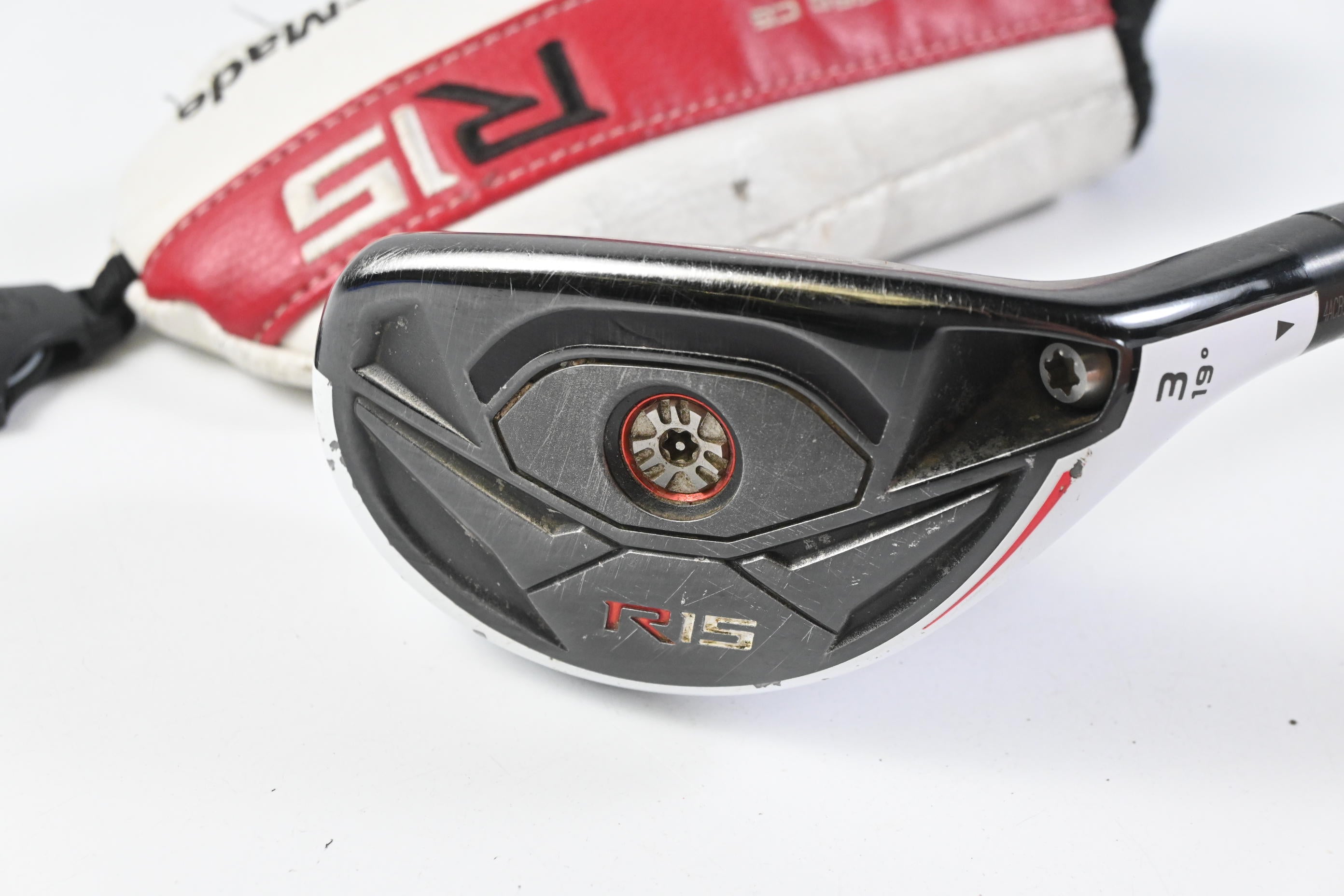 Taylormade R15 #3 Hybrid / 19 Degree / Regular Flex Speeder 77 Evolution Shaft