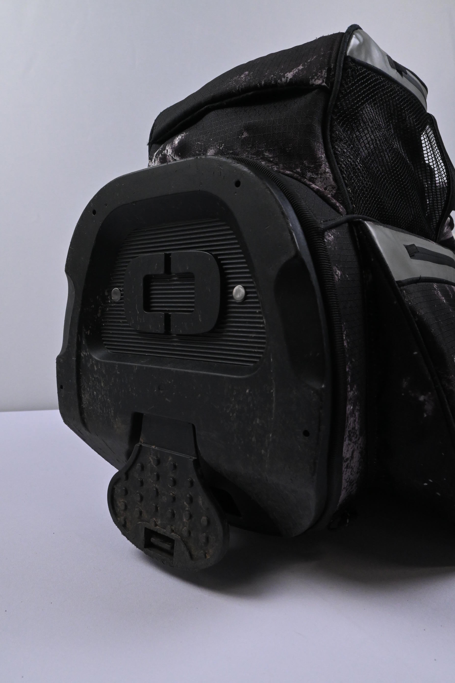 Ogio Stand Bag / 8-Way Divider / Black & Grey