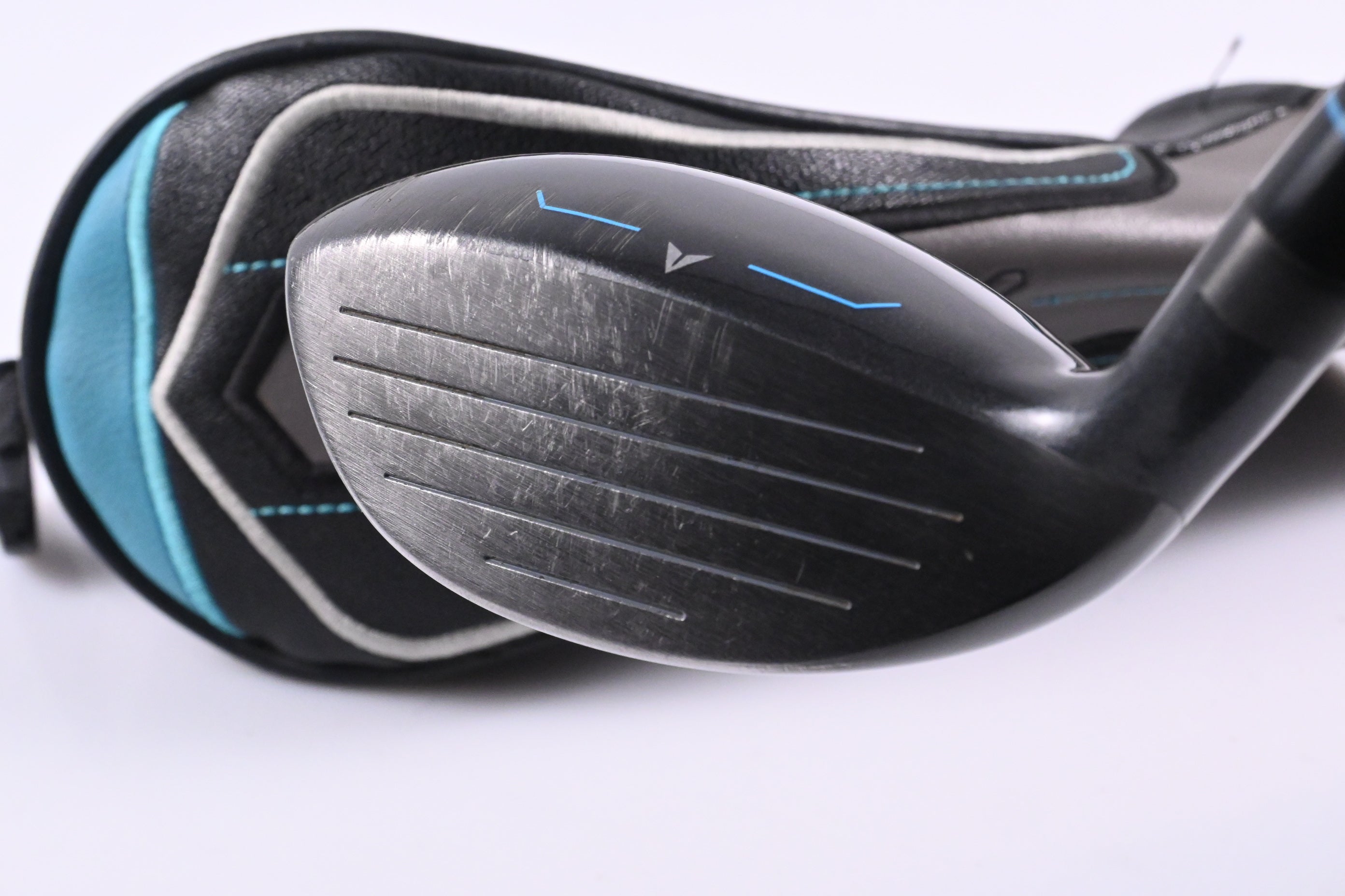 Benross Aero X #4 Hybrid / 24 Degree / Regular Flex Fujikura Vista Pro 50 Shaft