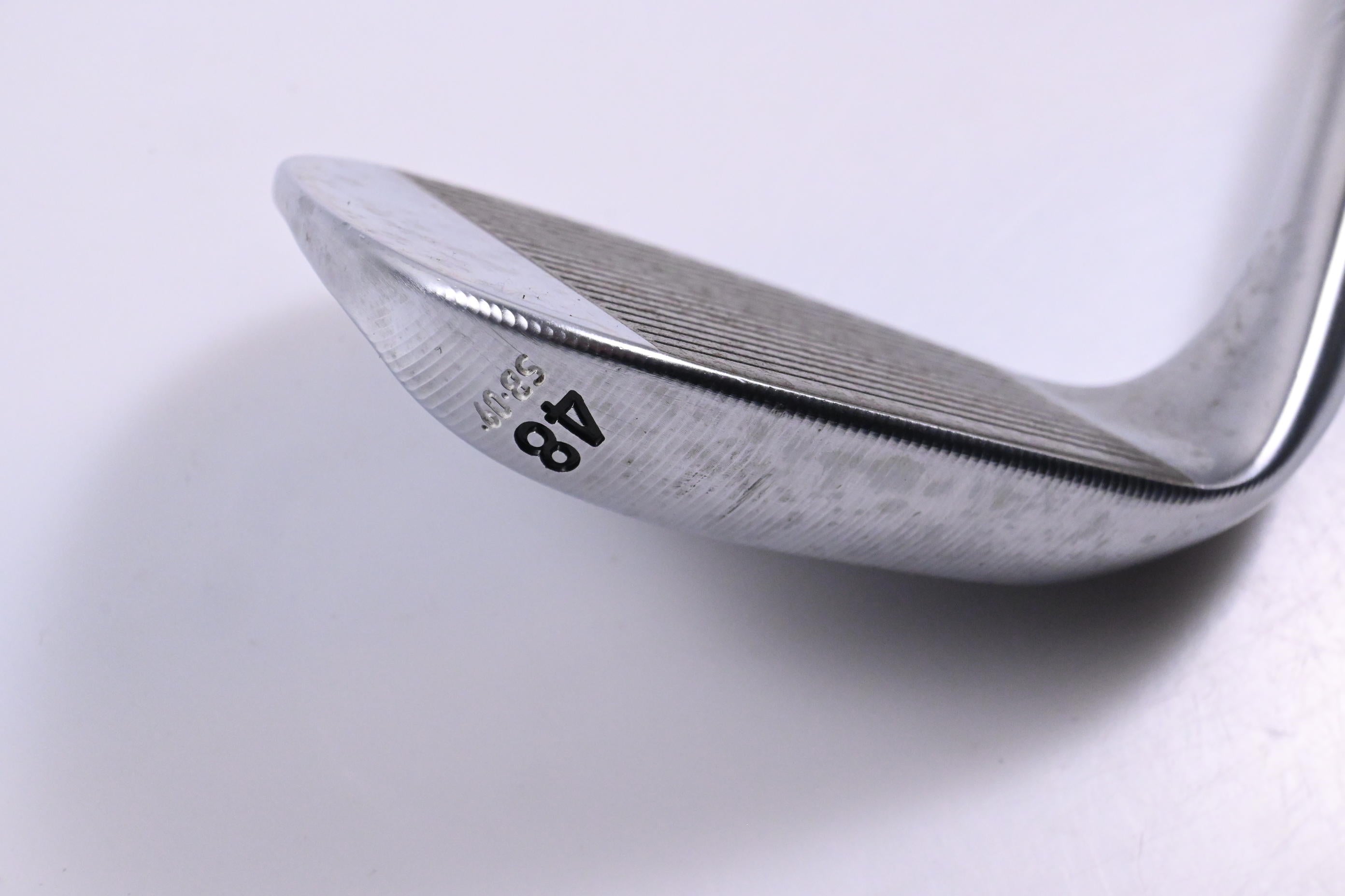 Taylormade Milled Grind 2 Chrome Pitching Wedge / 48 Degree / Regular Flex Dynamic Gold