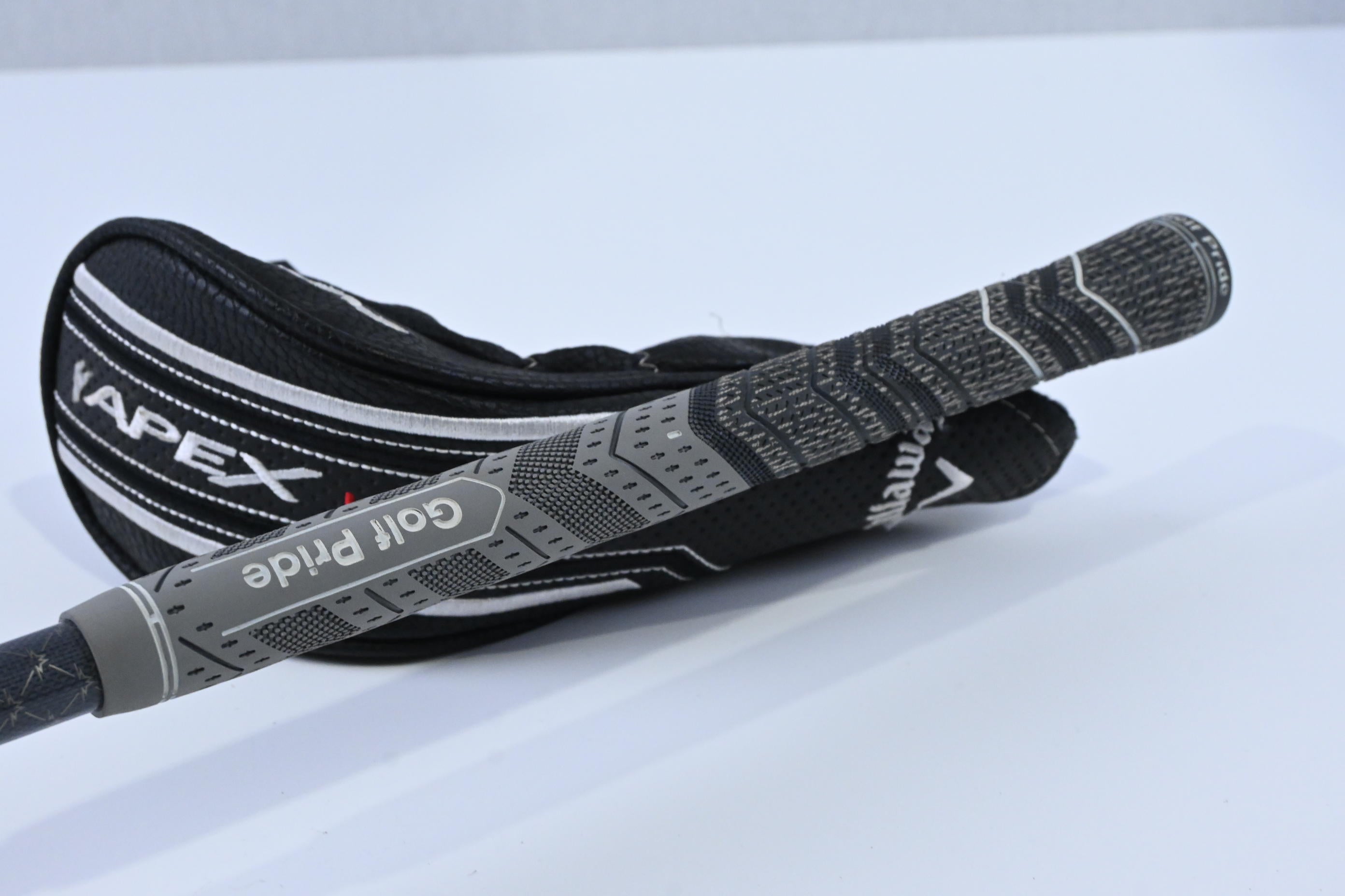 Callaway Apex UW #2 Hybrid / 17 Degree / Stiff Flex Tensei AV Blue 65 Shaft