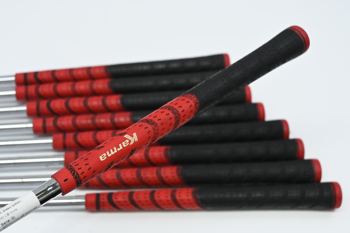 Titleist 690.CB Irons / 2-PW / Stiff Flex Steel Shafts