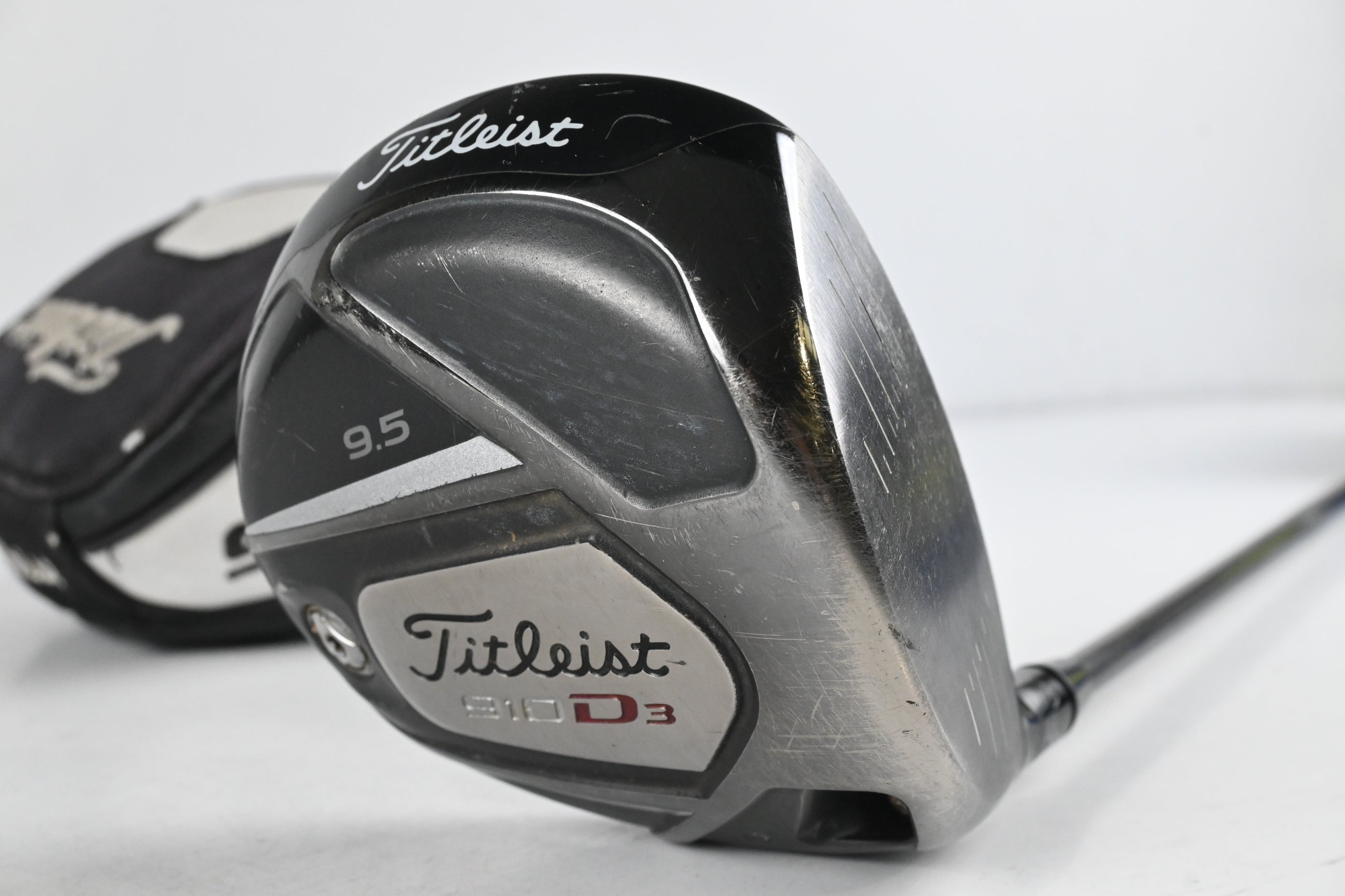 Titleist 910 D3 Driver / 9.5 Degree / Stiff Flex Aldila RIP 60 Shaft