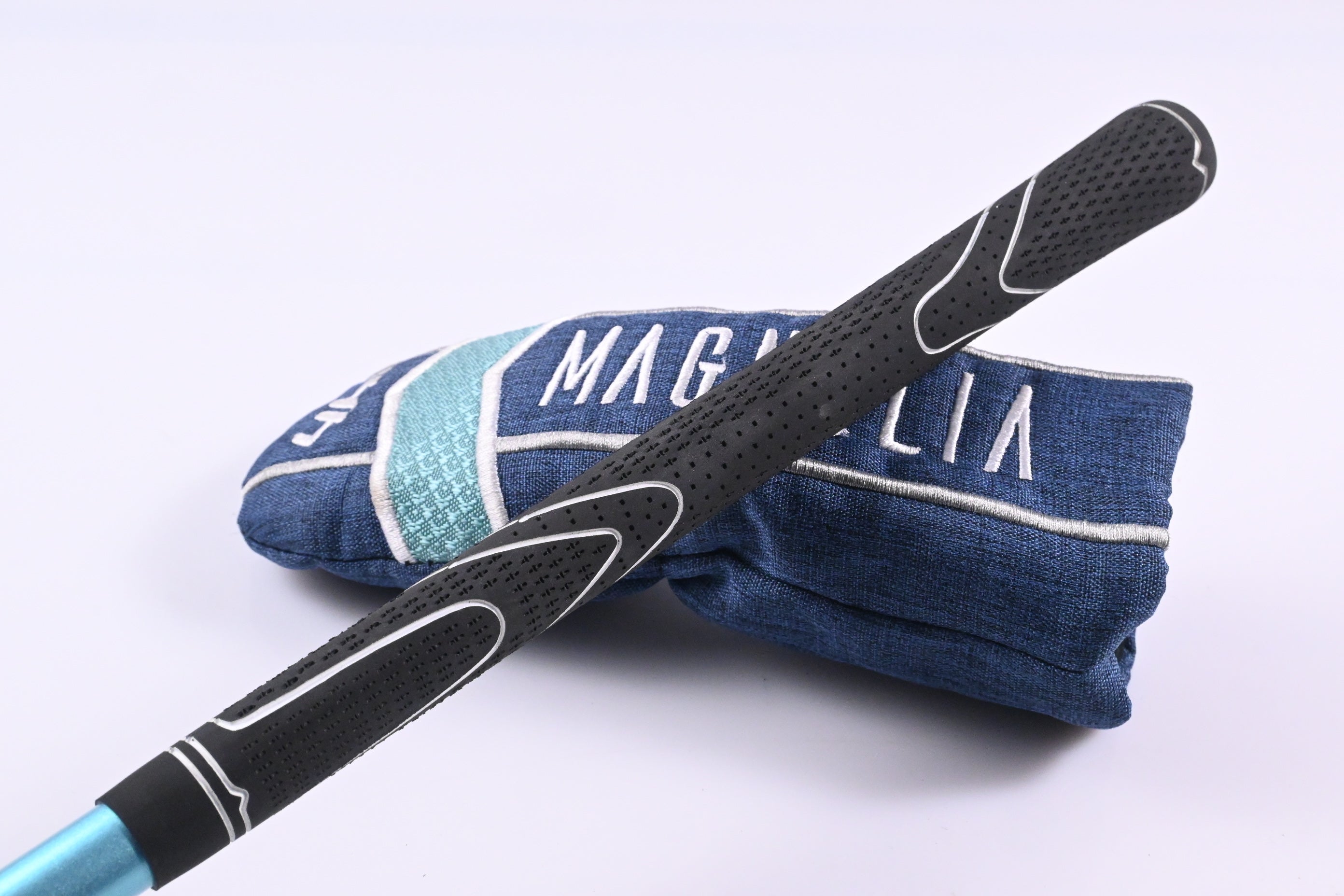 Ladies Wilson Magnolia #4 Hybrid / 22.5 Degree / Ladies Flex Magnolia Shaft