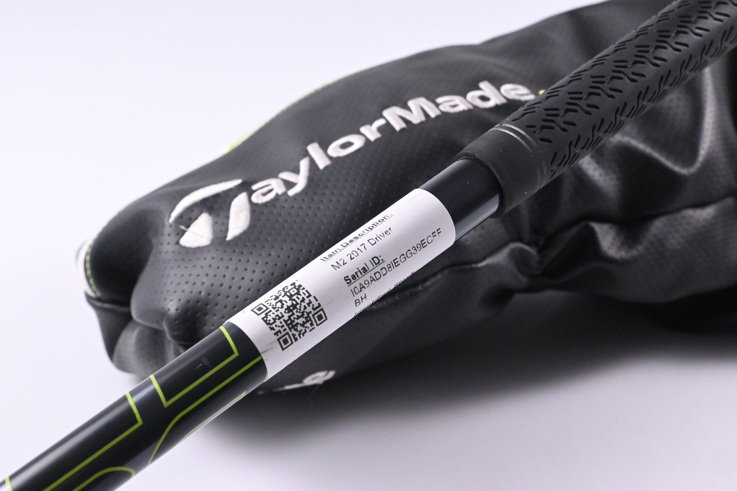 Taylormade M2 2017 Driver / 10.5 Degree / Regular Flex Fujikura XLR8 Pro 56